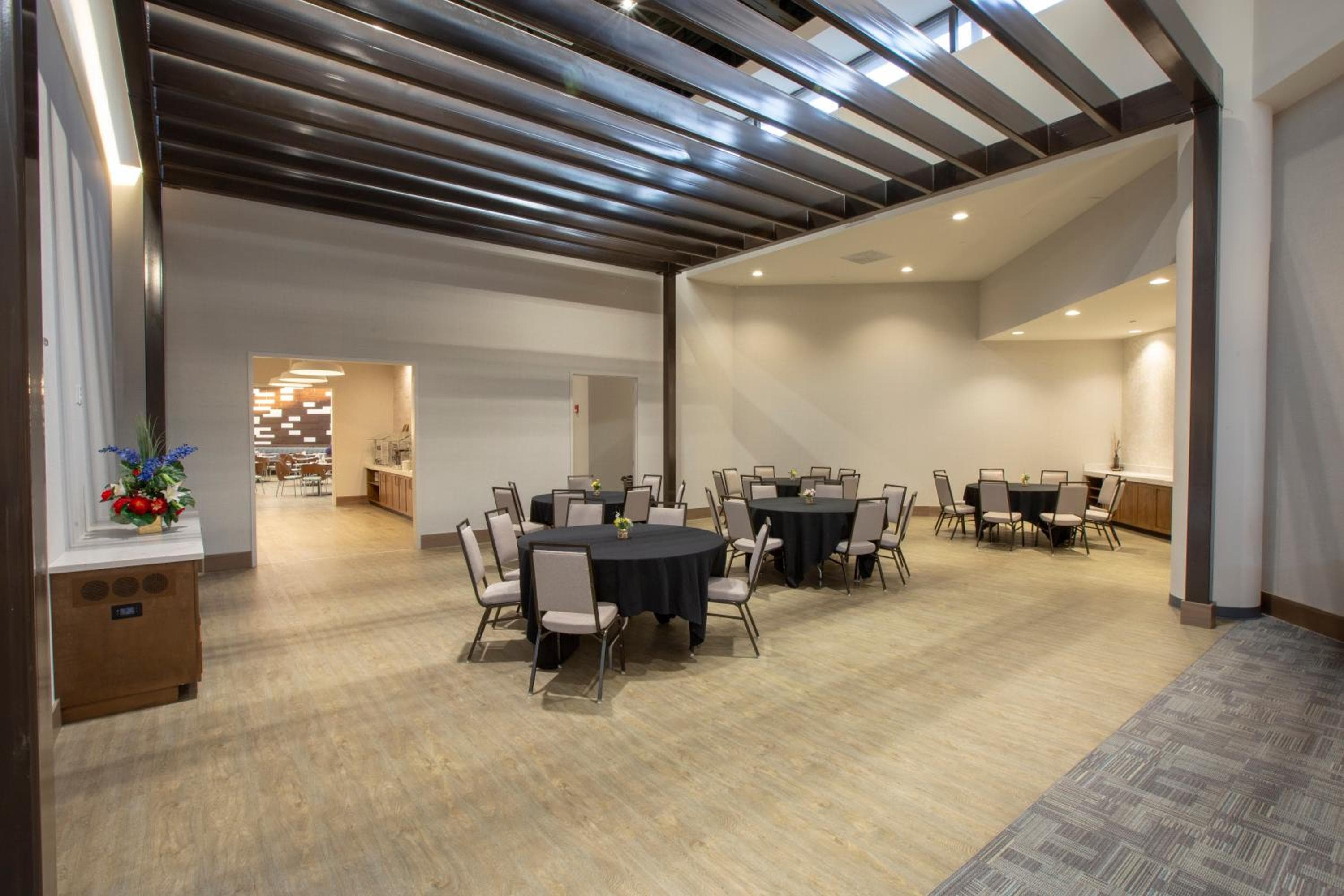 Holiday Inn Orlando International Airport by IHG — 18