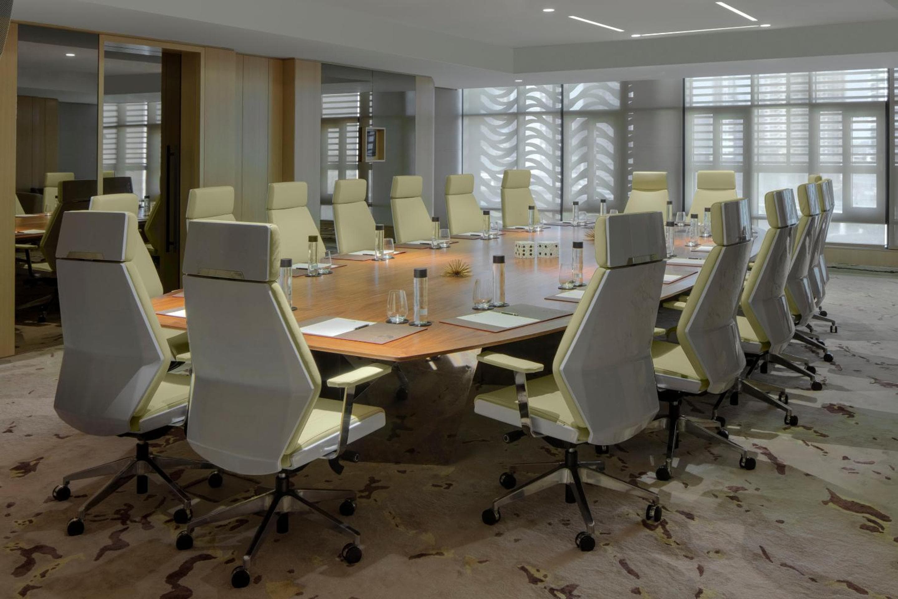Paramount Hotel Dubai — 15