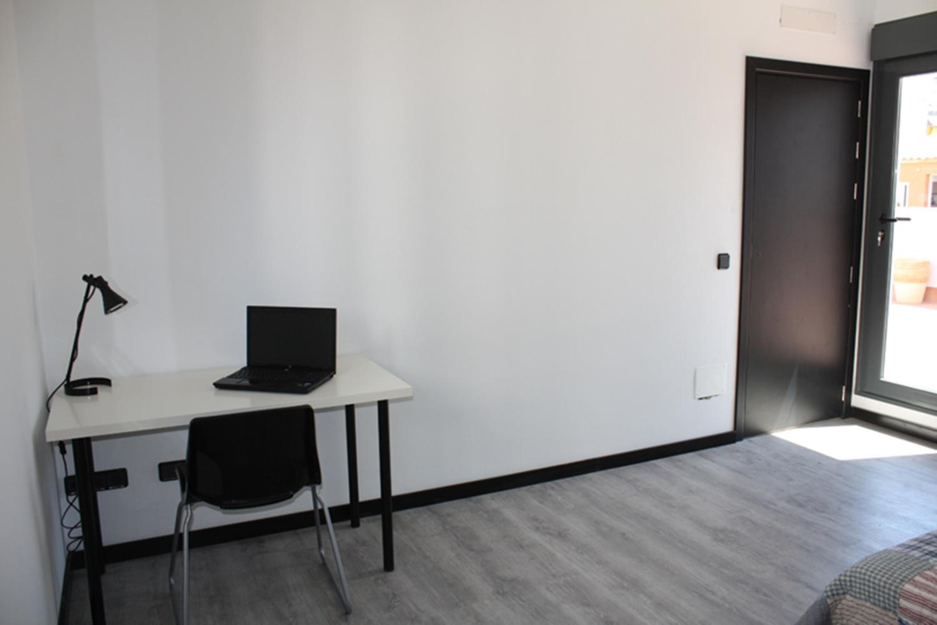 Residencia Mayol - Sólo Adultos — 11