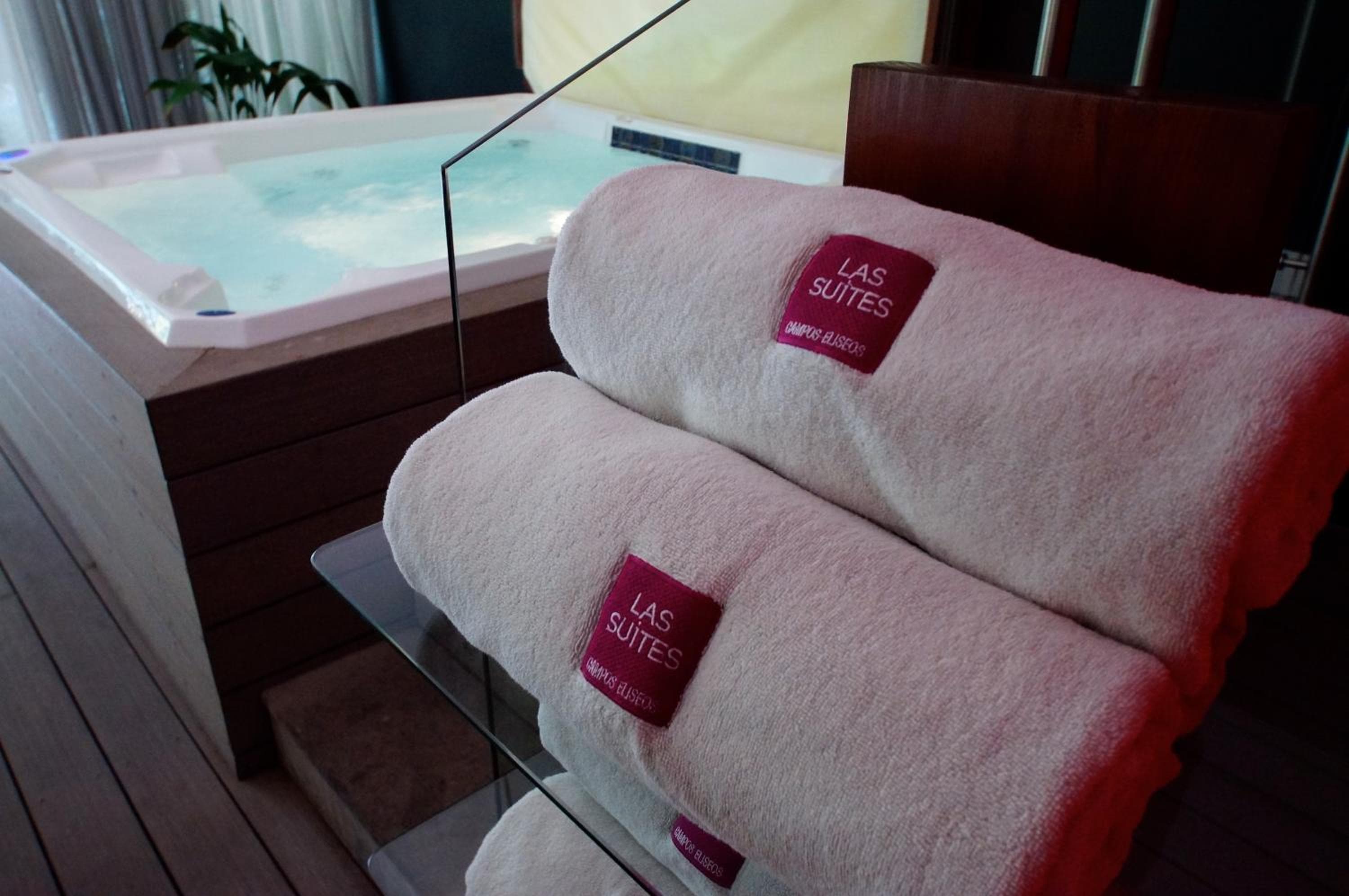 Las Suites Campos Eliseos — 5