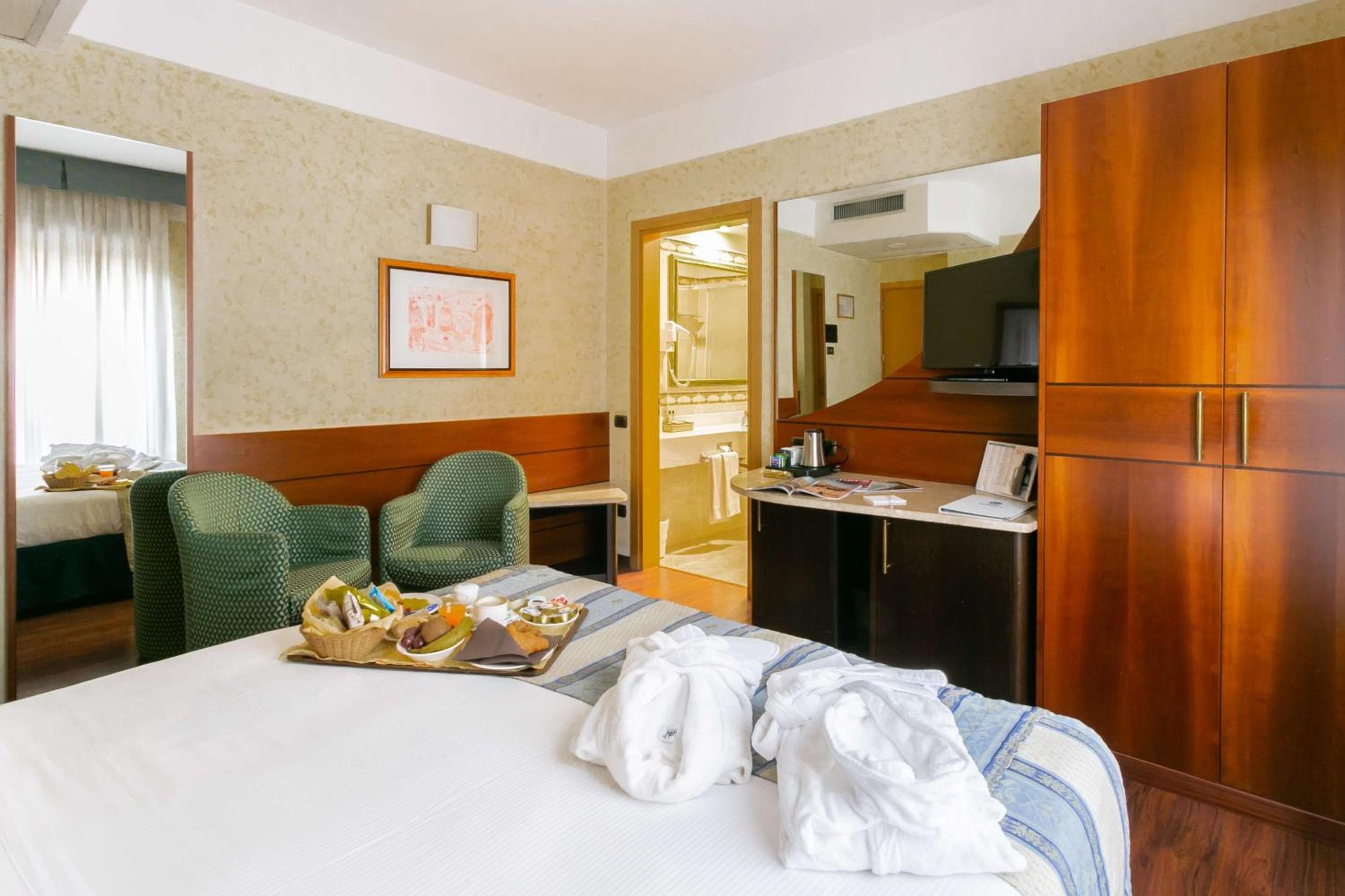 Hotel Mirage Sure Hotel Collection by Best Western — 25