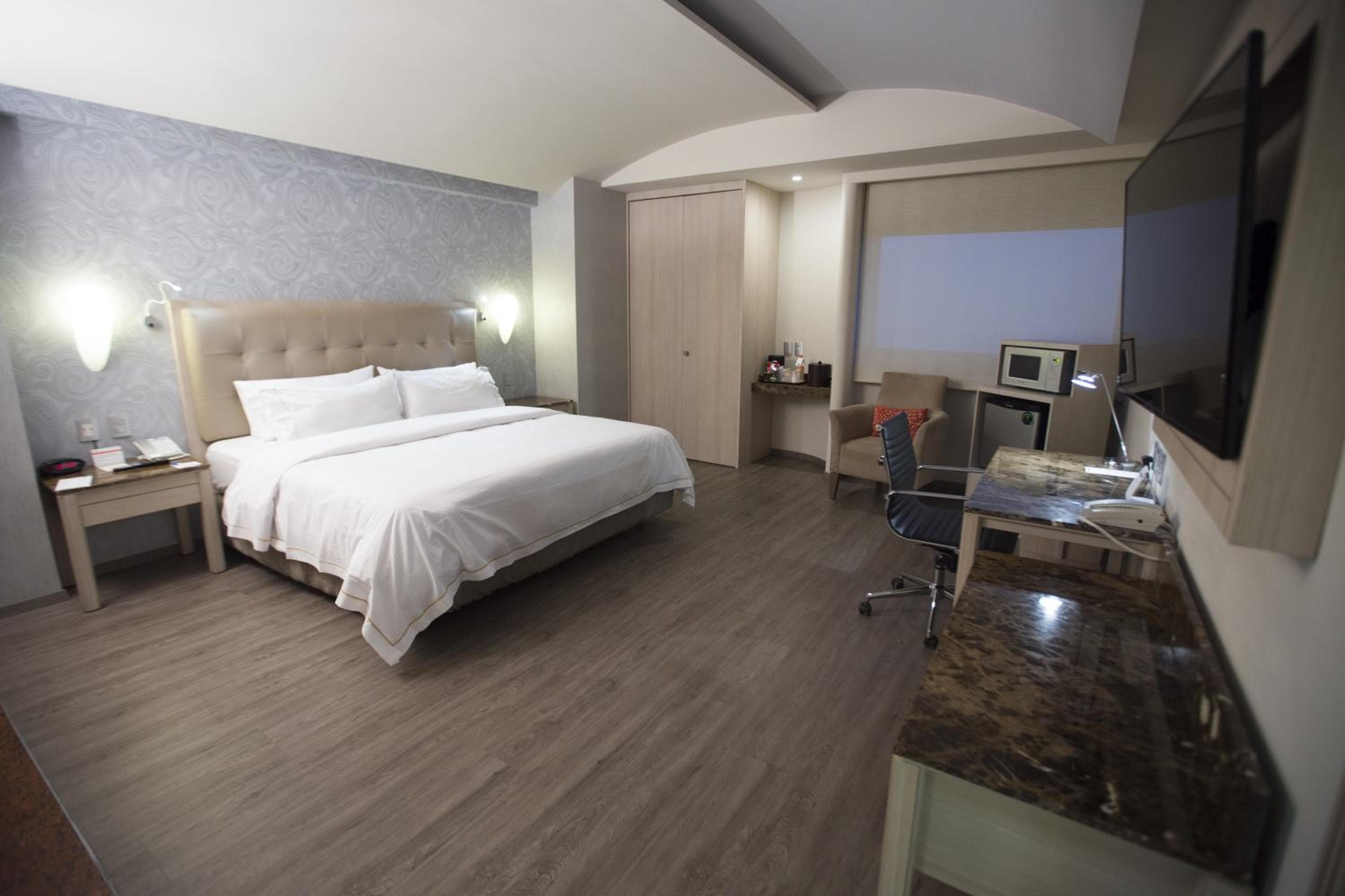 Holiday Inn Express Mexico- Toreo by IHG — 18