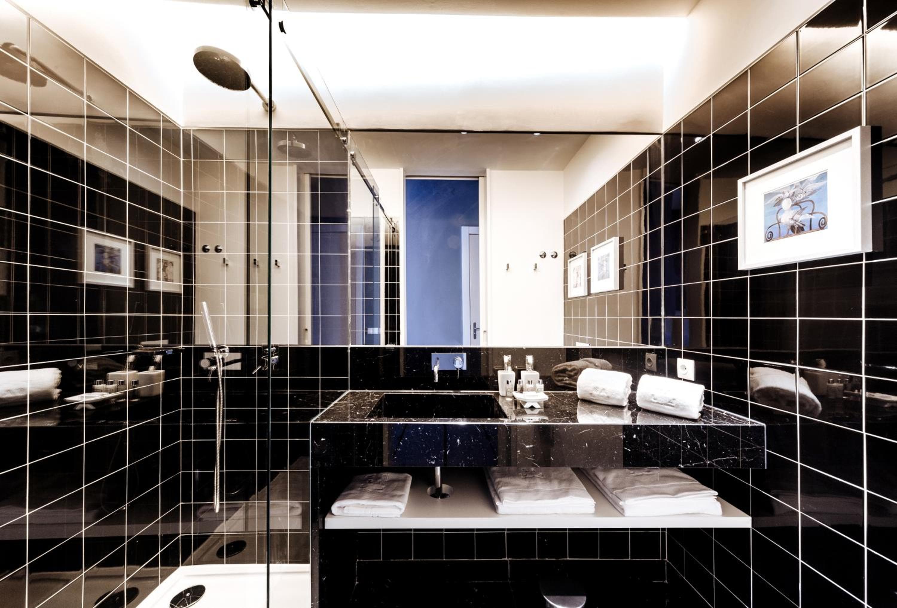 Dear Lisbon - Gallery House — 8