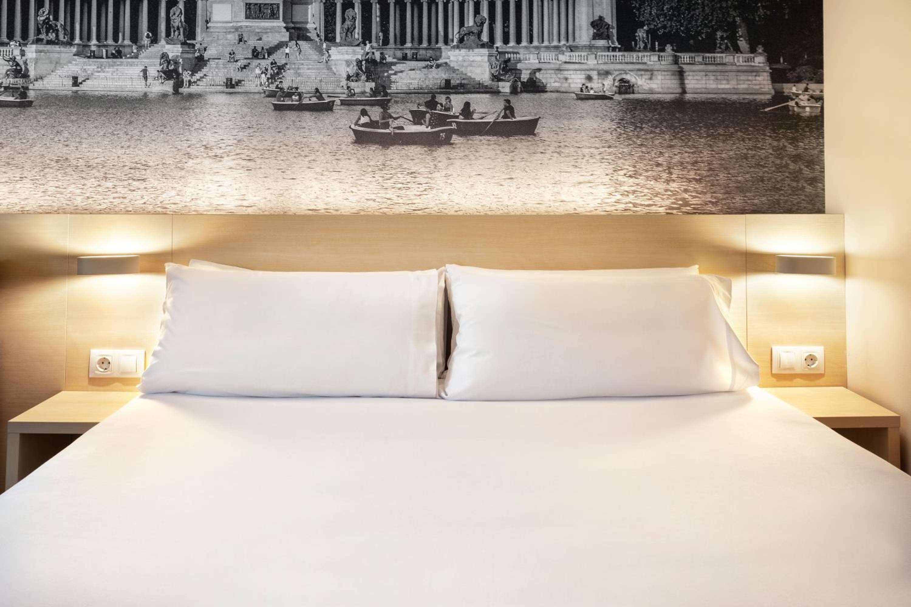 B&B HOTEL Madrid Aeropuerto T1 T2 T3 — 25
