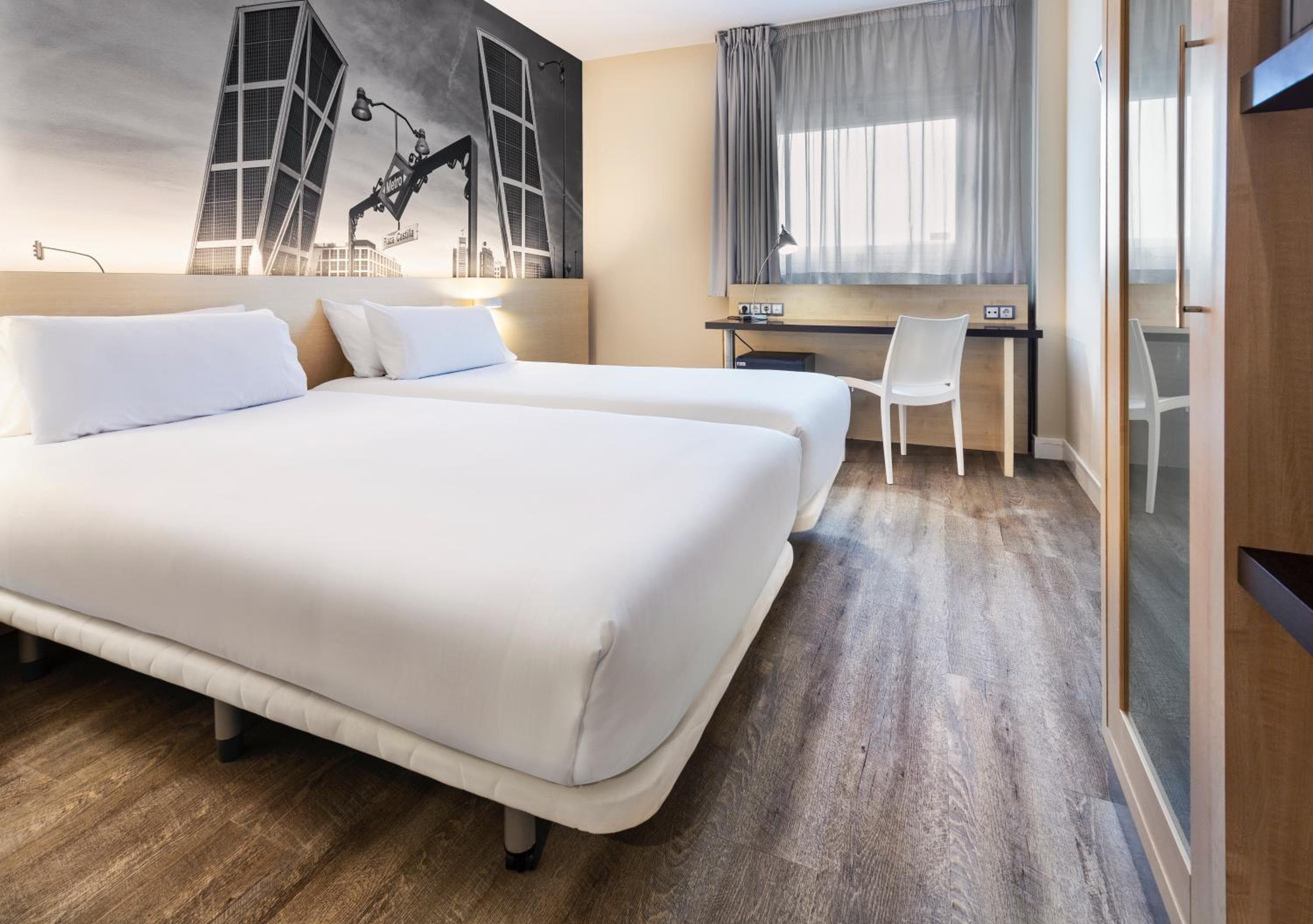 B&B HOTEL Madrid Aeropuerto T1 T2 T3 — 5