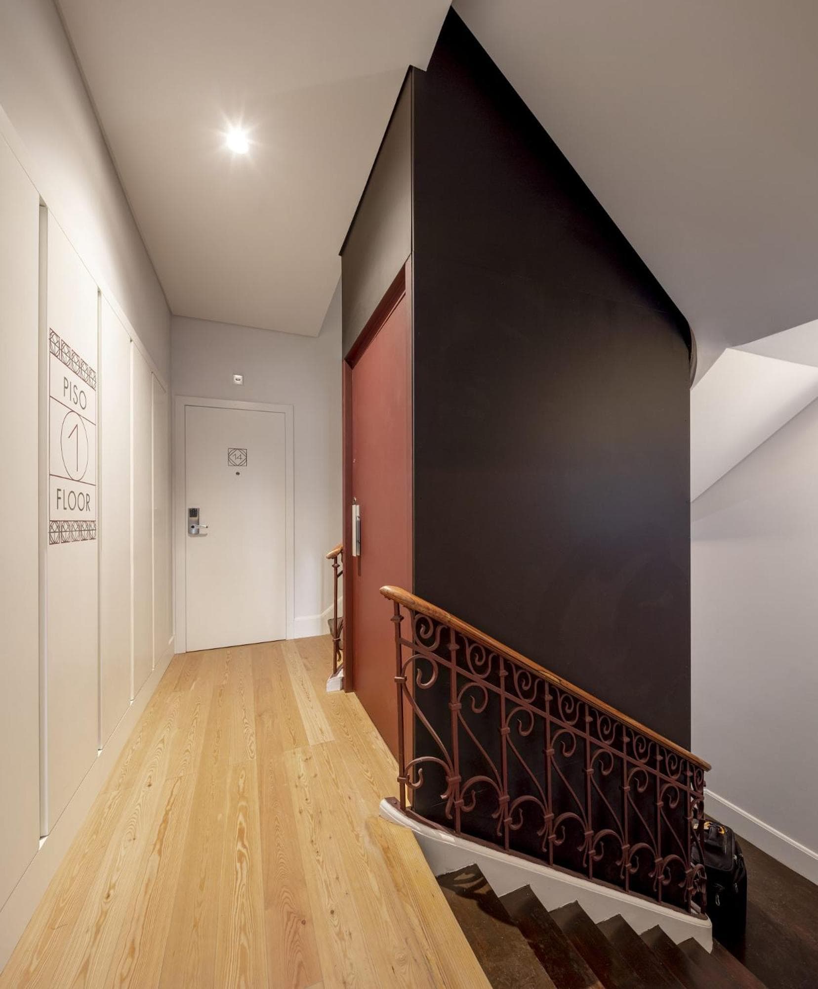 Apartamentos con servicio en Lisboa - Madalena — 3