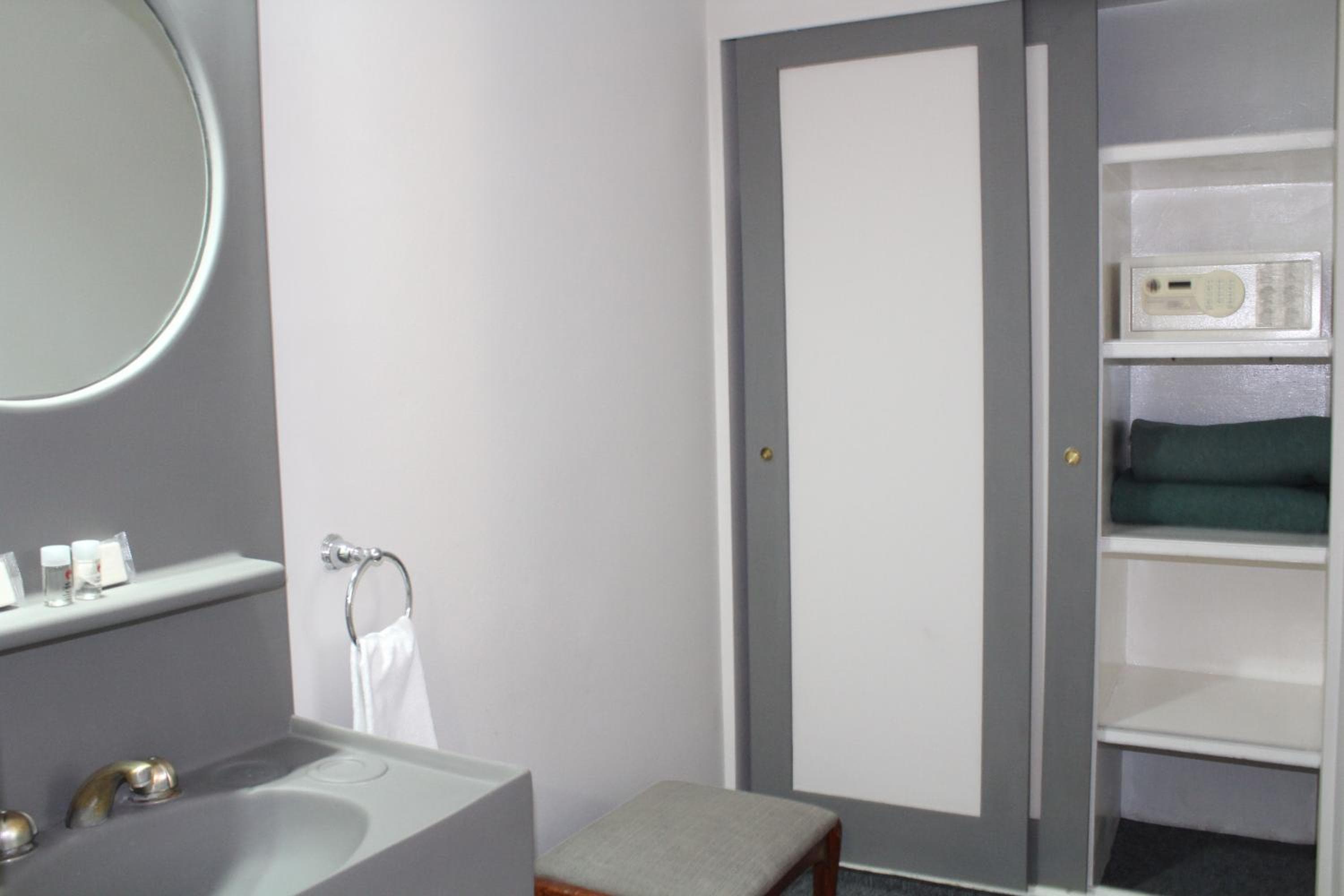 Albergo Canada — 13