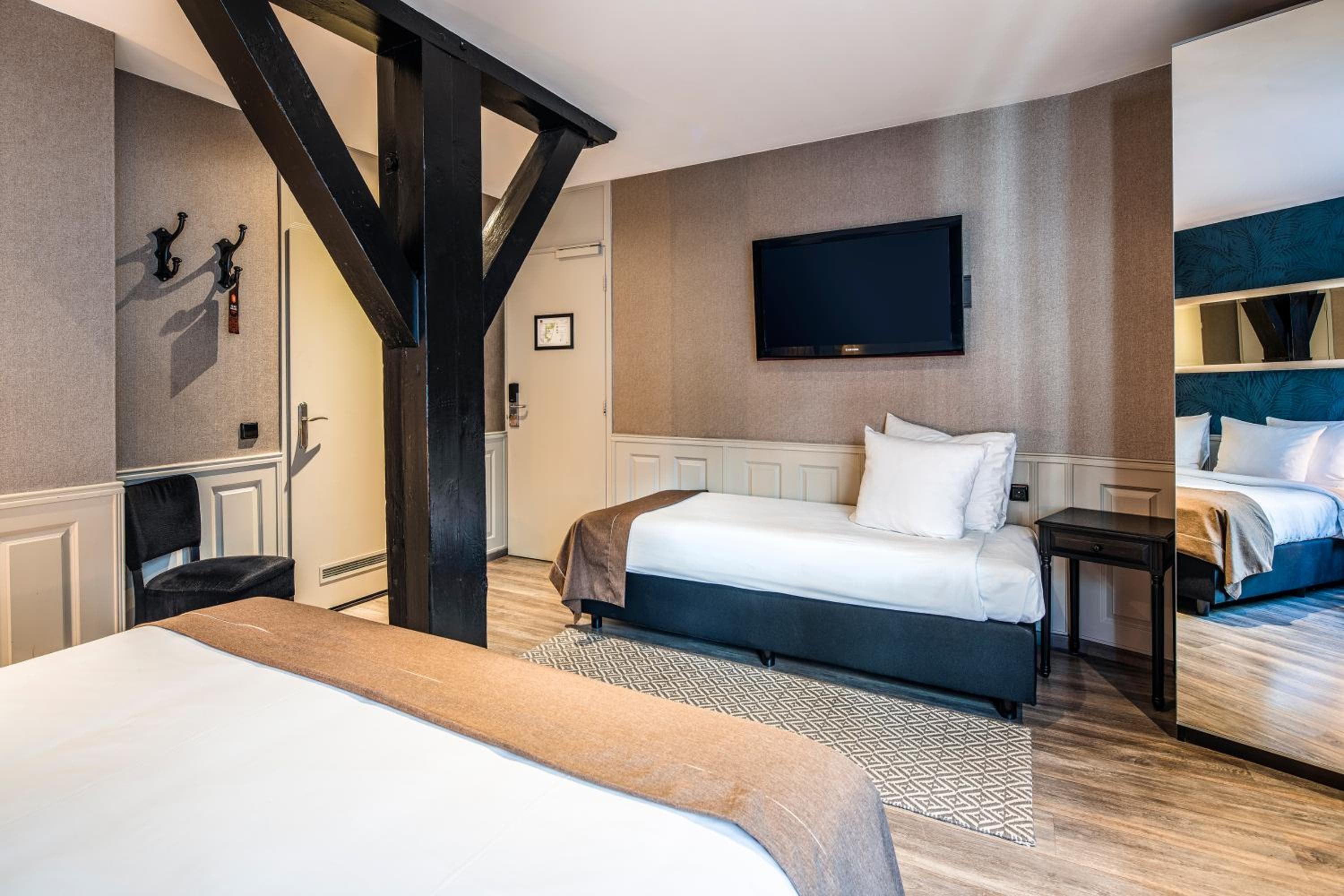 Hotel Sint Nicolaas — 12