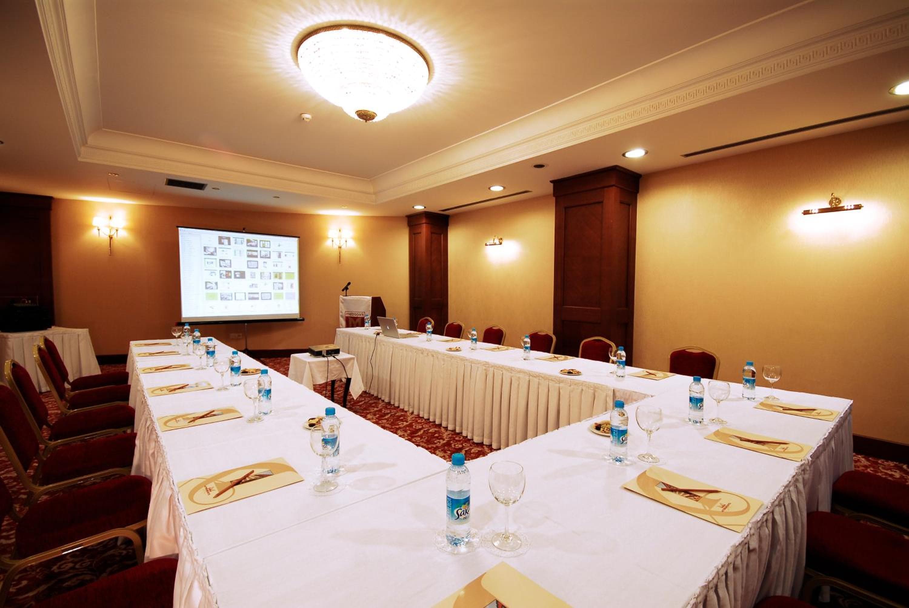 Taksim Metropark Hotel — 14