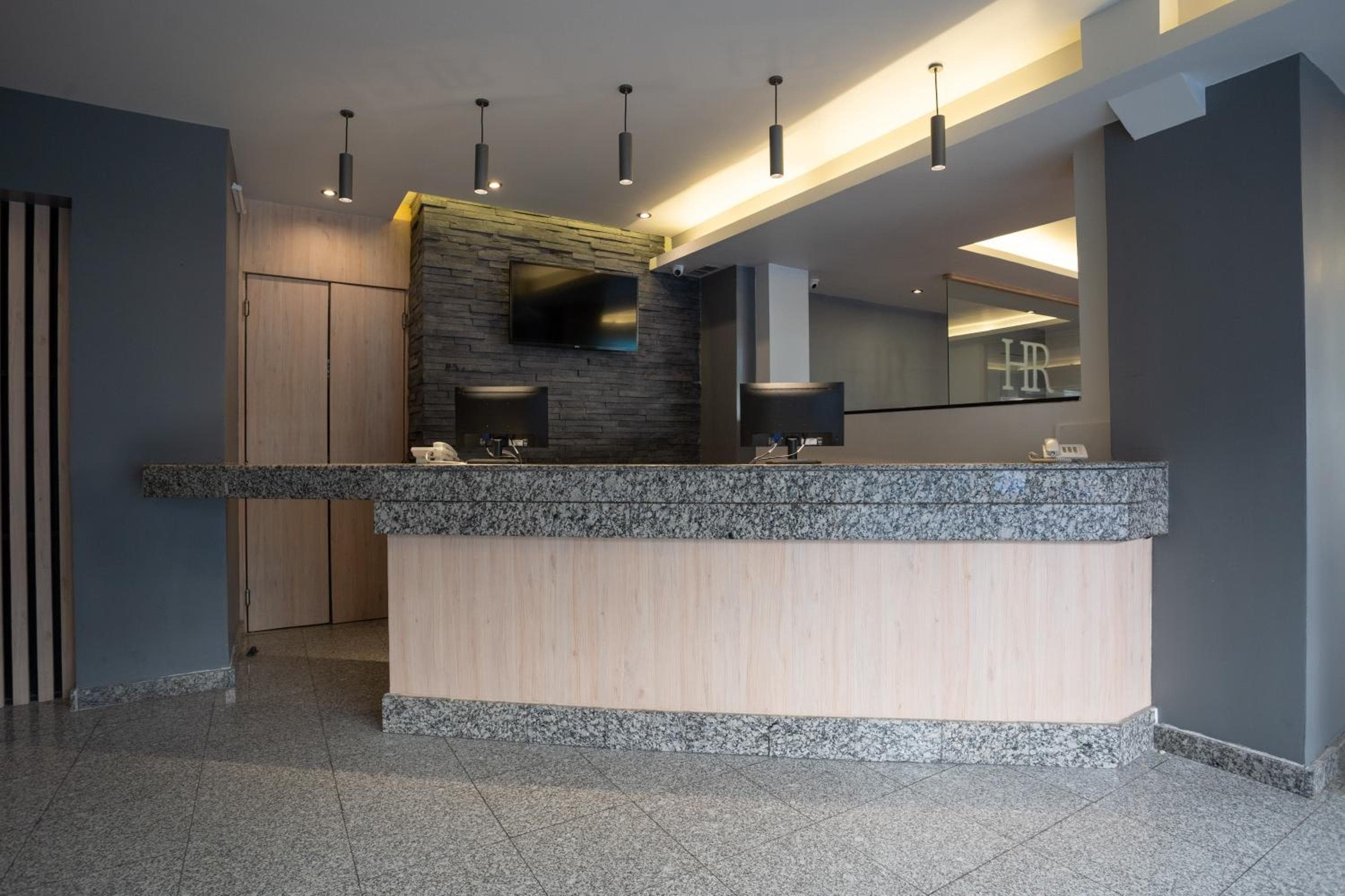 Hotel Roble — 20