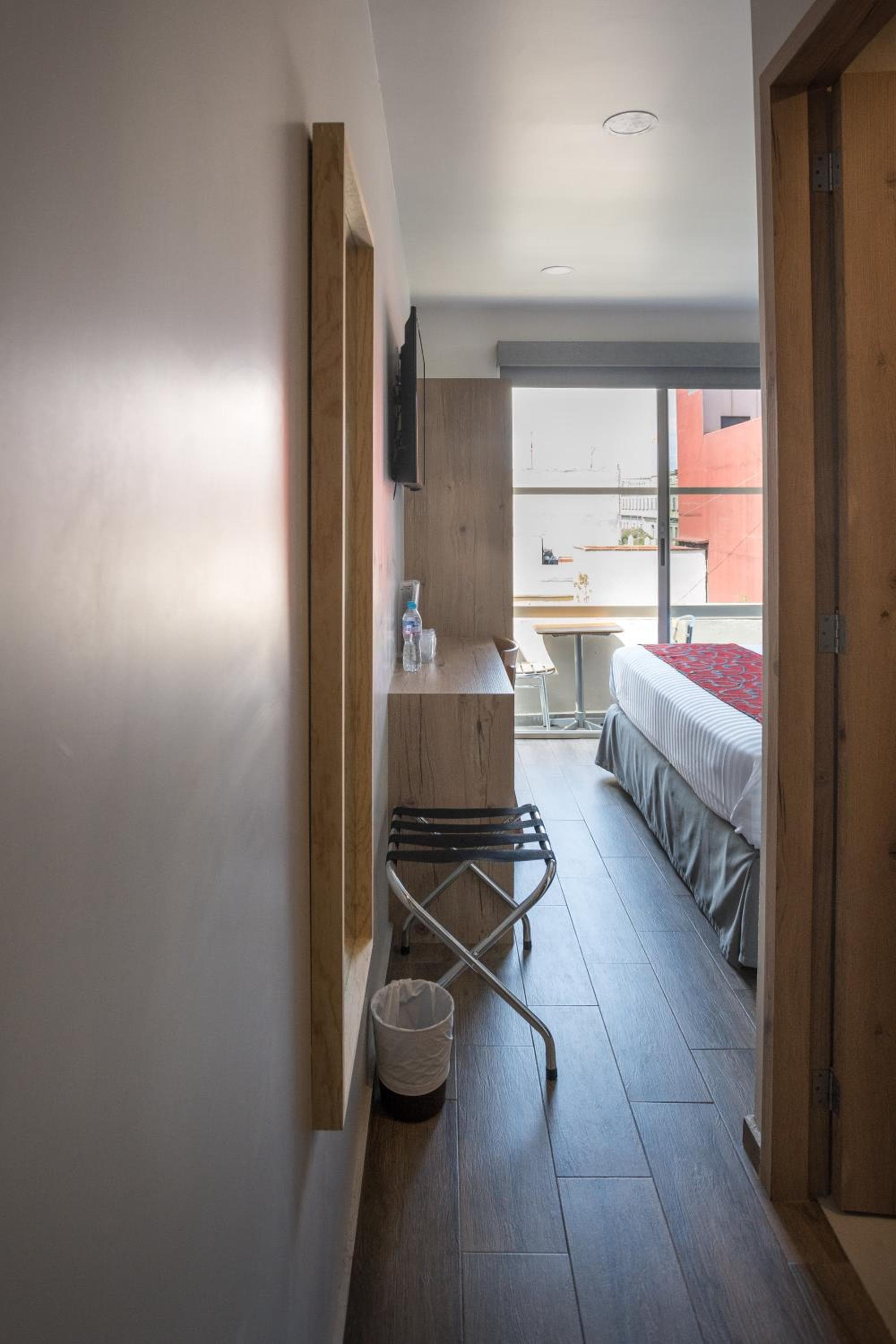 Hotel Roble — 28