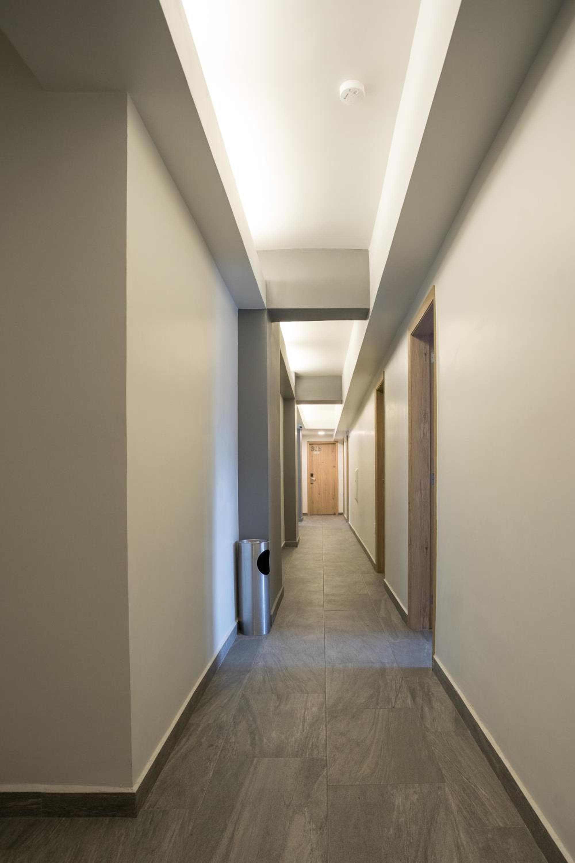 Hotel Roble — 14