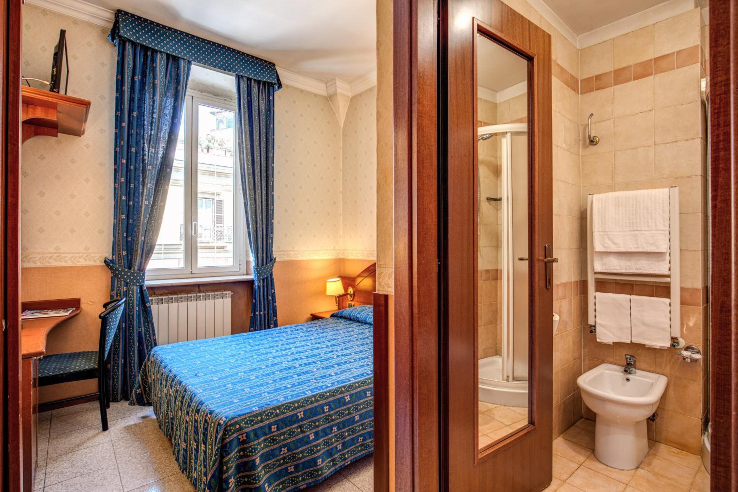 Hotel Verona Roma — 5