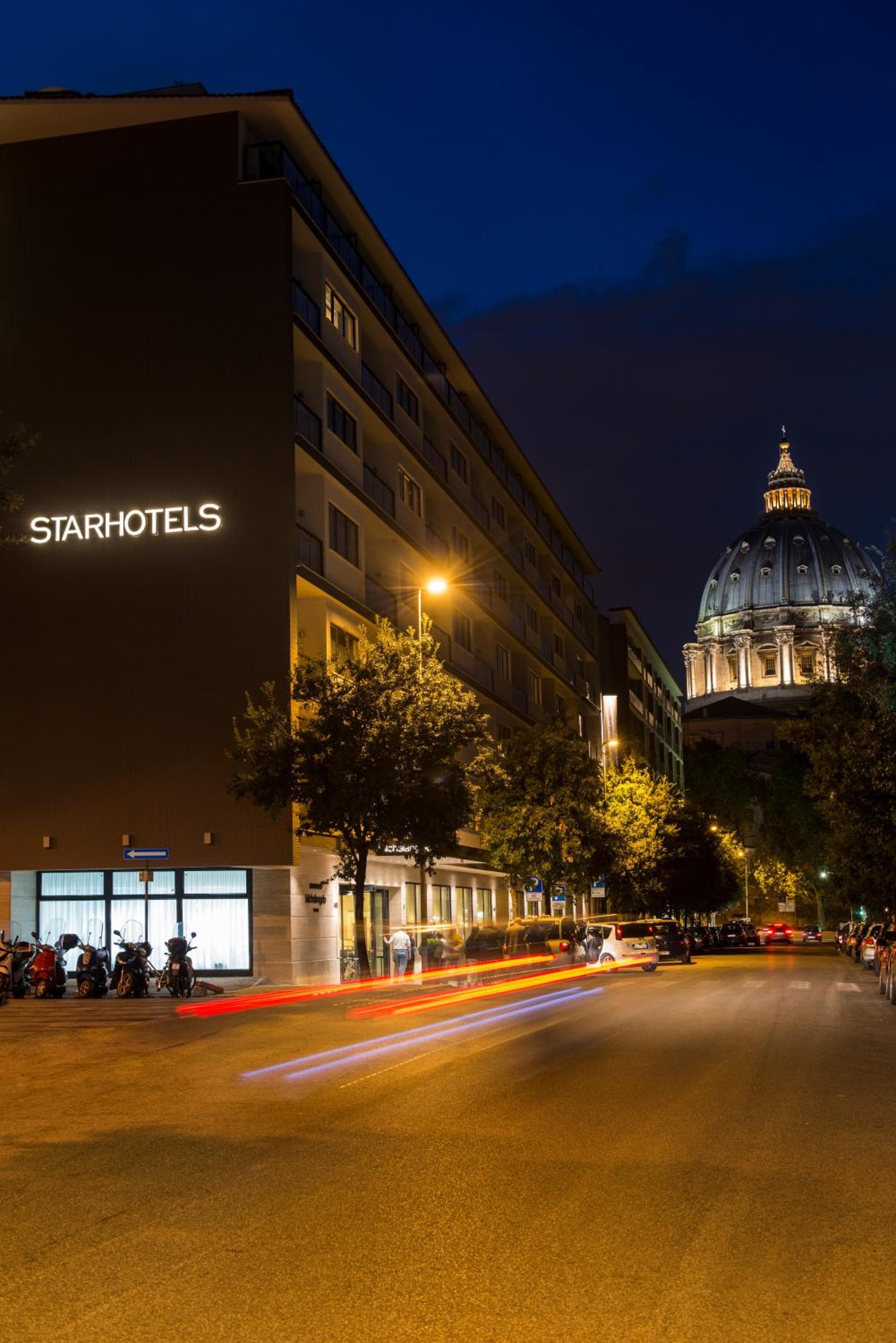 Starhotels Michelangelo Roma — 1