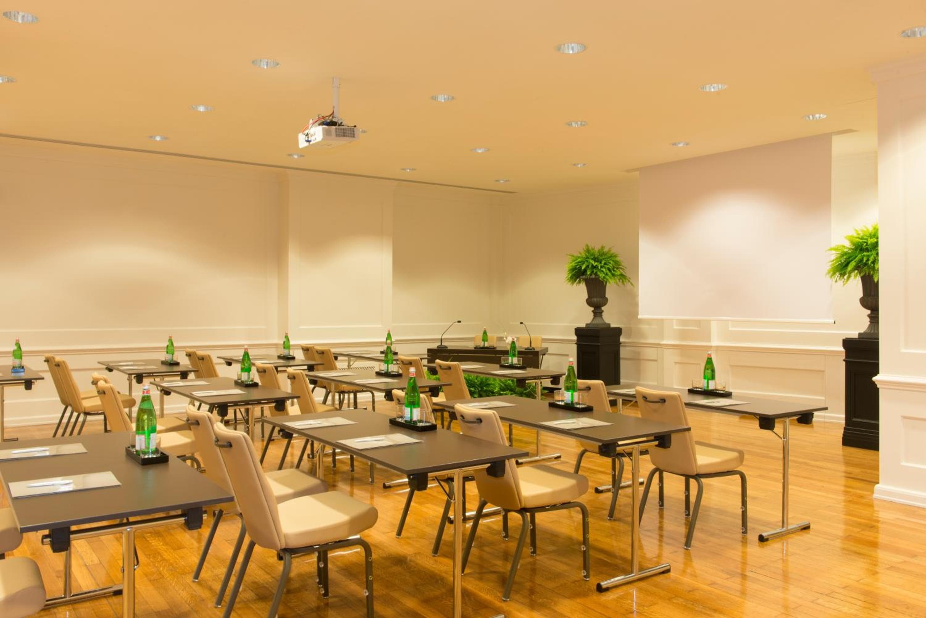 Starhotels Michelangelo Roma — 27