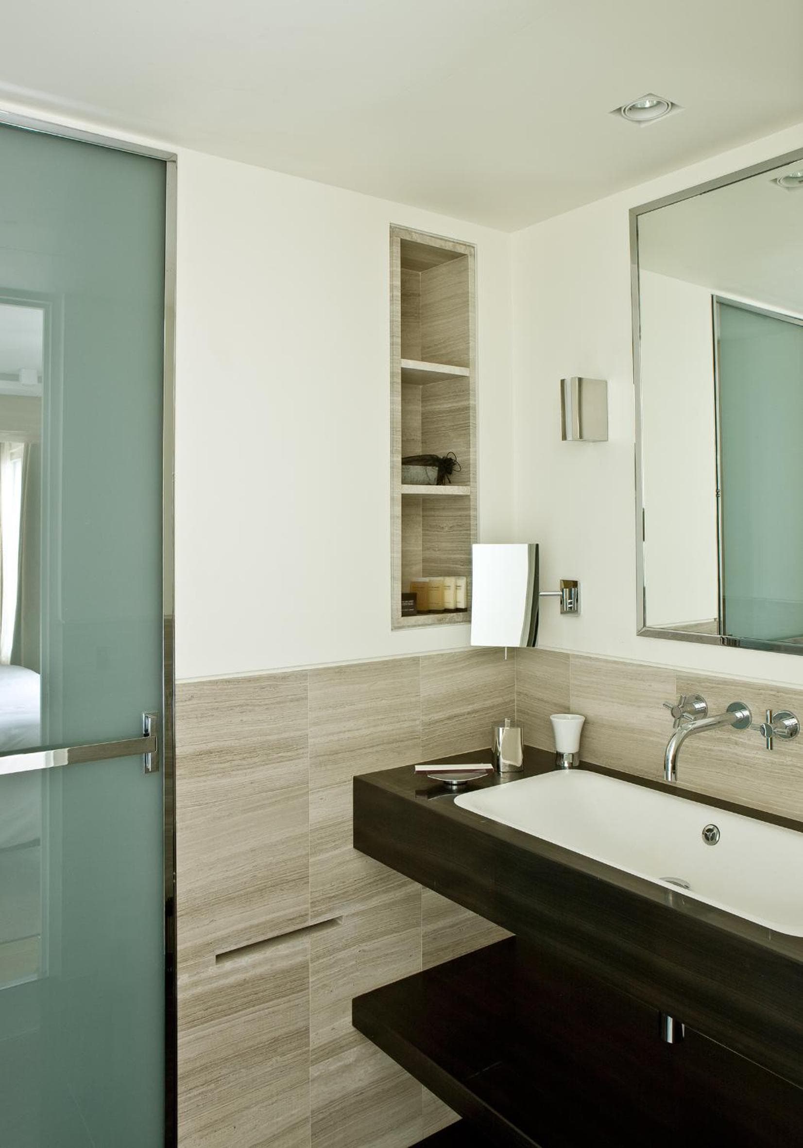 Hotel Marignan Champs-Elysées — 27