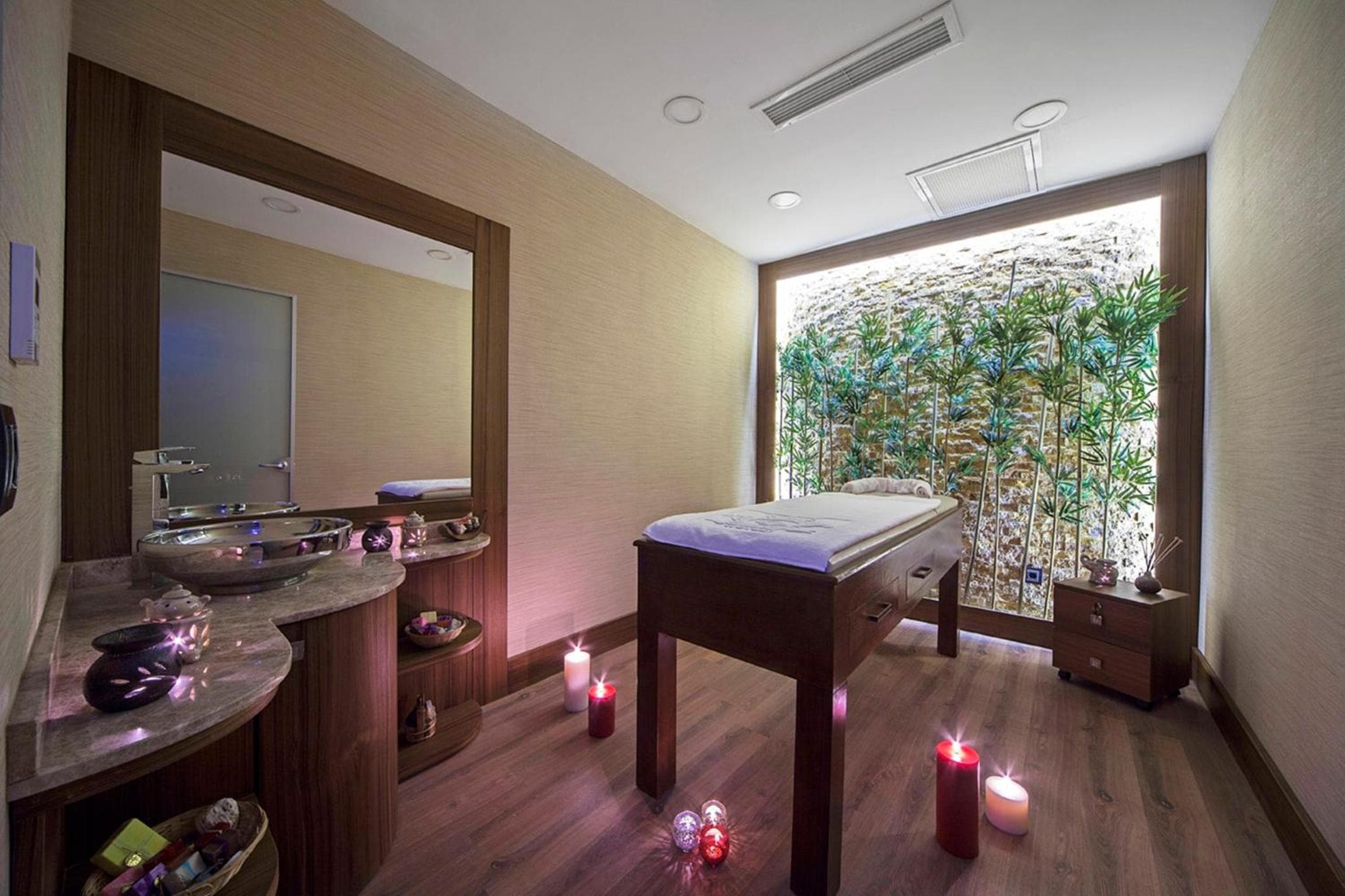 Dosso Dossi Hoteles Ciudad Vieja — 8