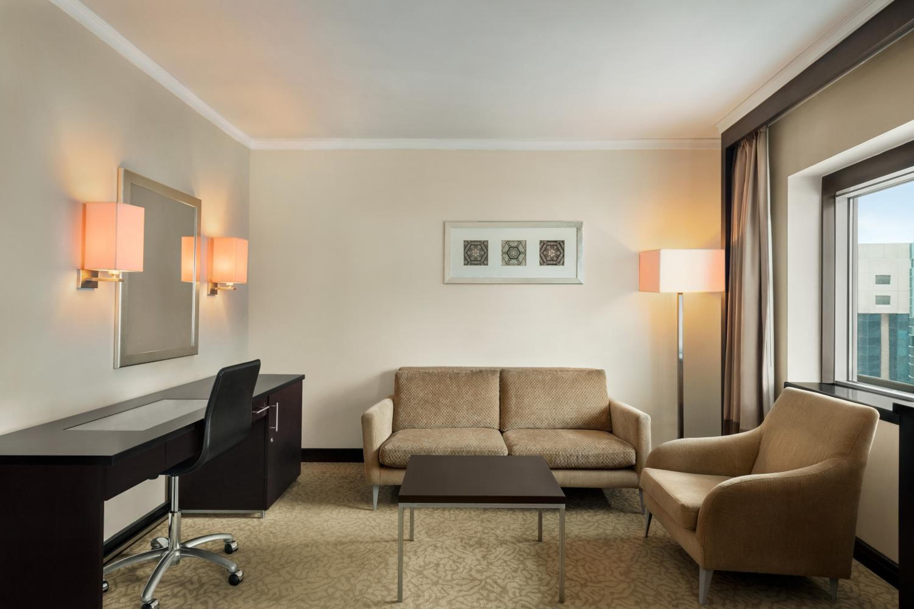 Ramada Plaza by Wyndham Dubai Deira — 12