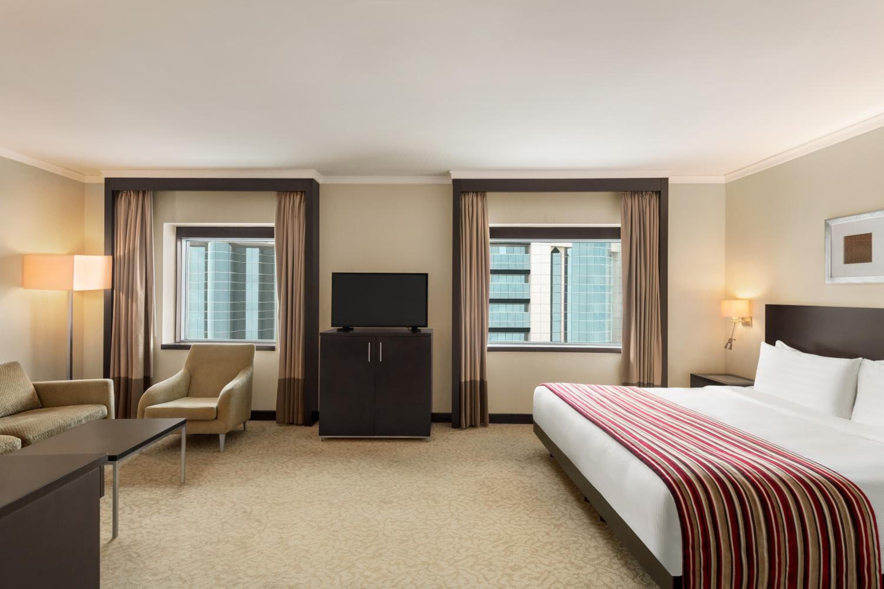 Ramada Plaza by Wyndham Dubai Deira — 21