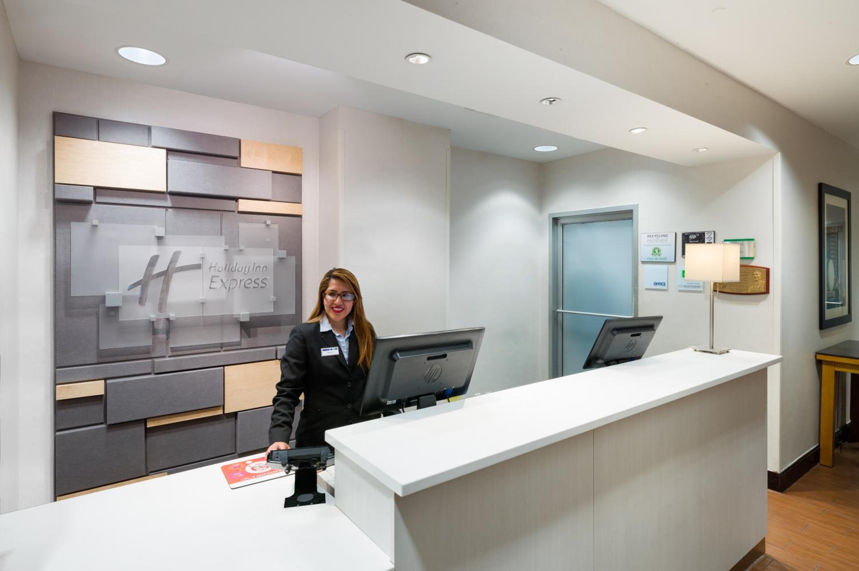 Holiday Inn Express - Times Square, un hotel IHG — 10