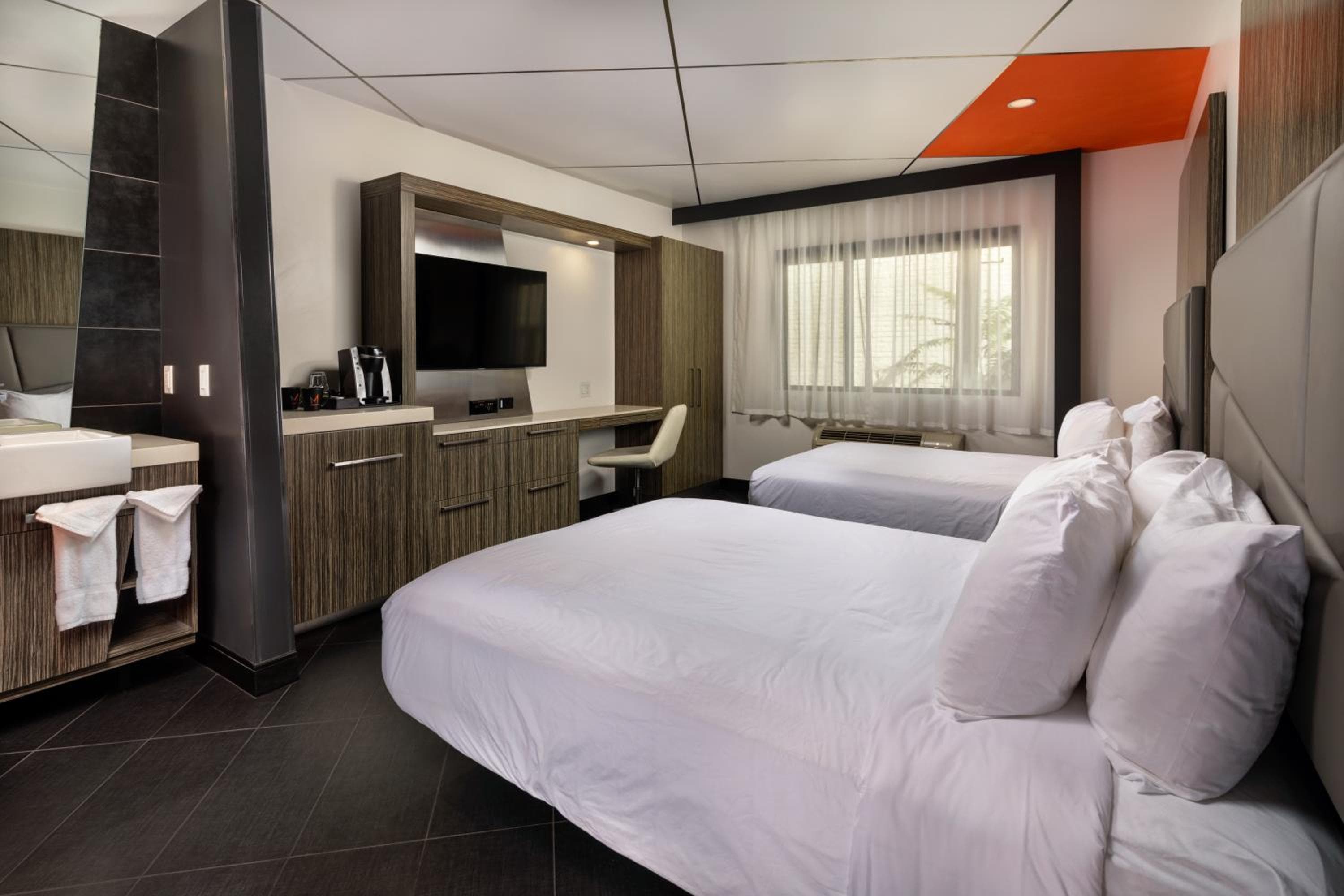 Das Moment Hotel — 9