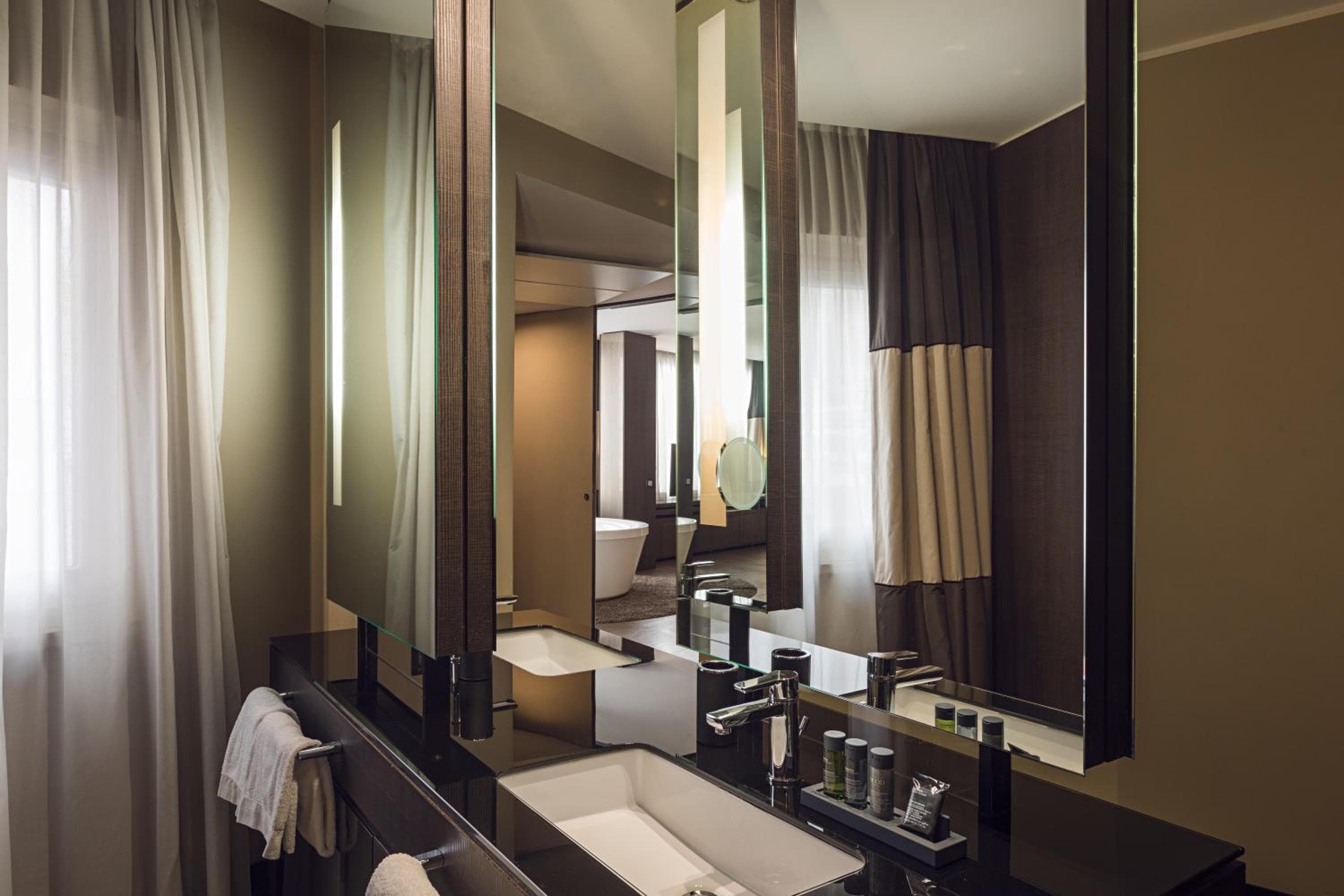Rome Life Hotel — 5