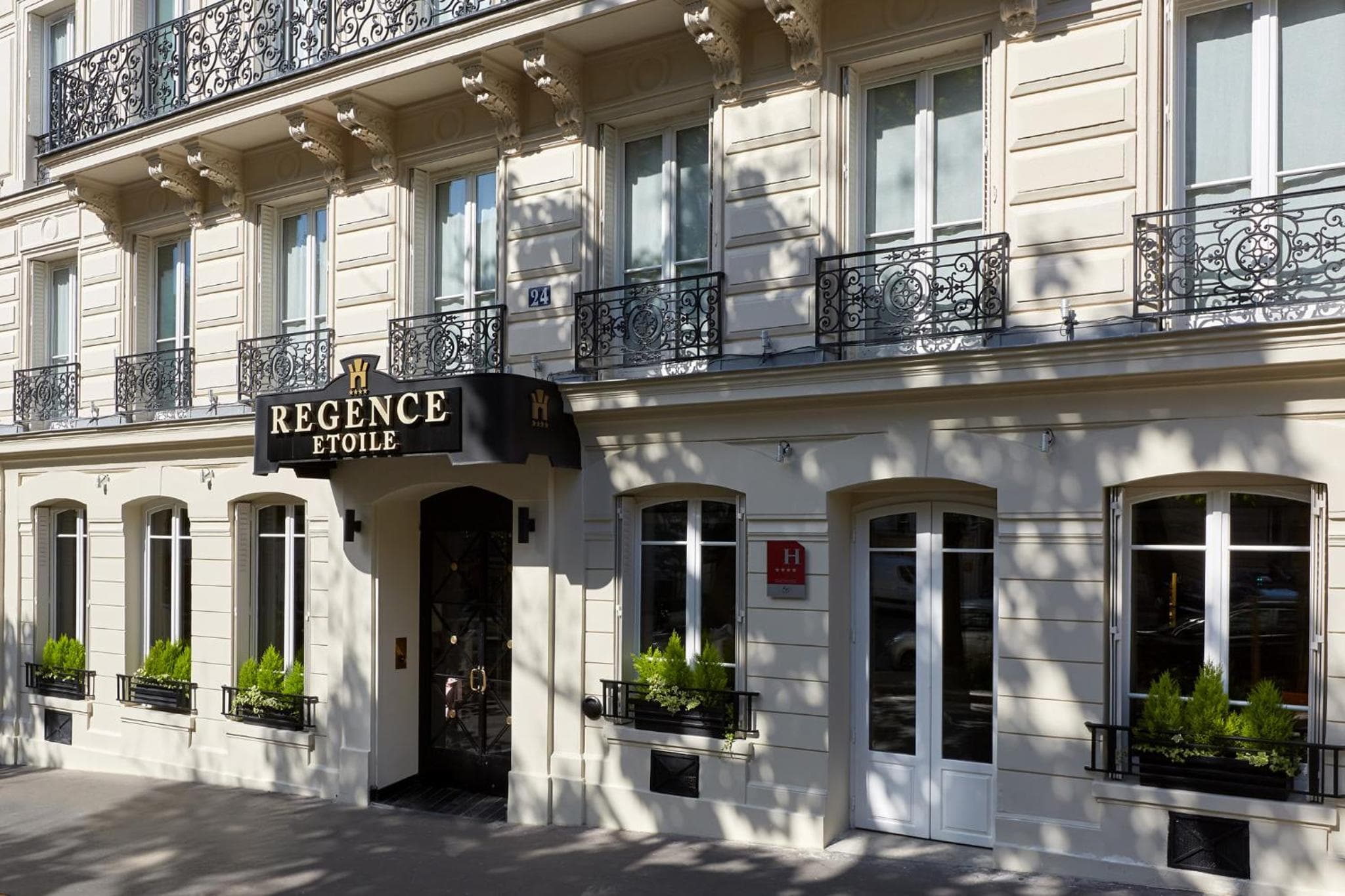 Régence Etoile — 1