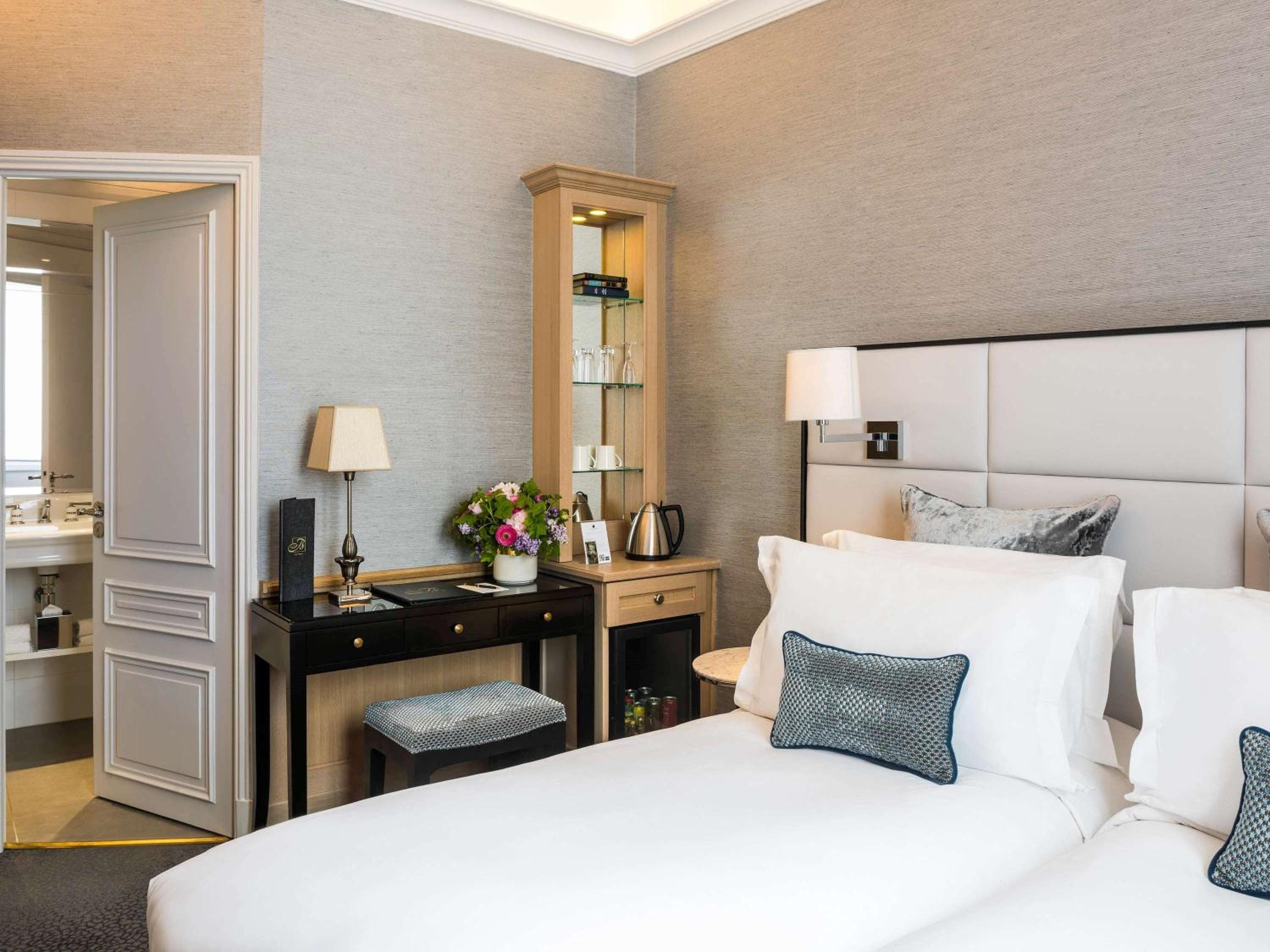 Sofitel Paris Baltimore Tour Eiffel — 5