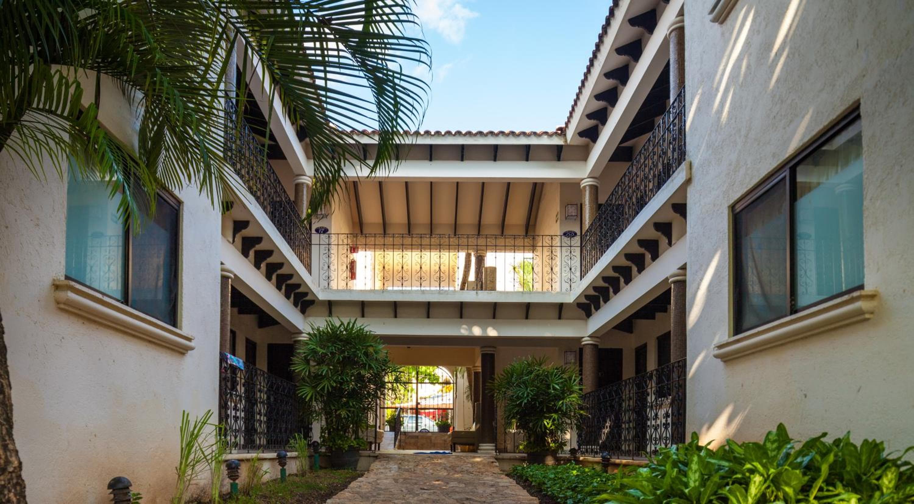 Nina Hotel Playa del Carmen — 1