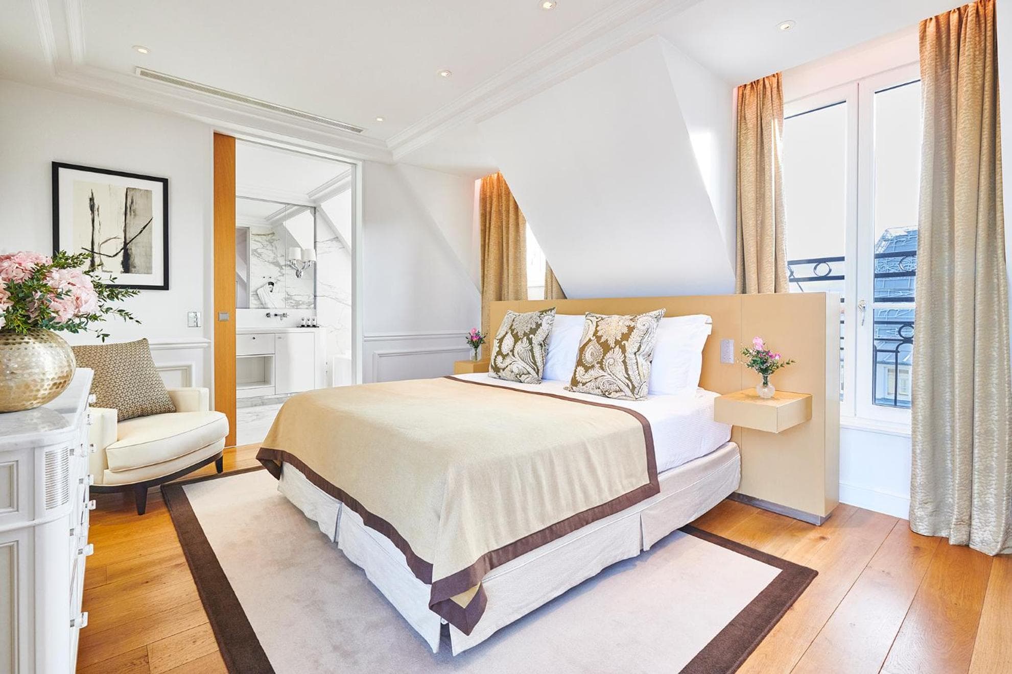 Grand Hôtel Du Palais Royal — 15