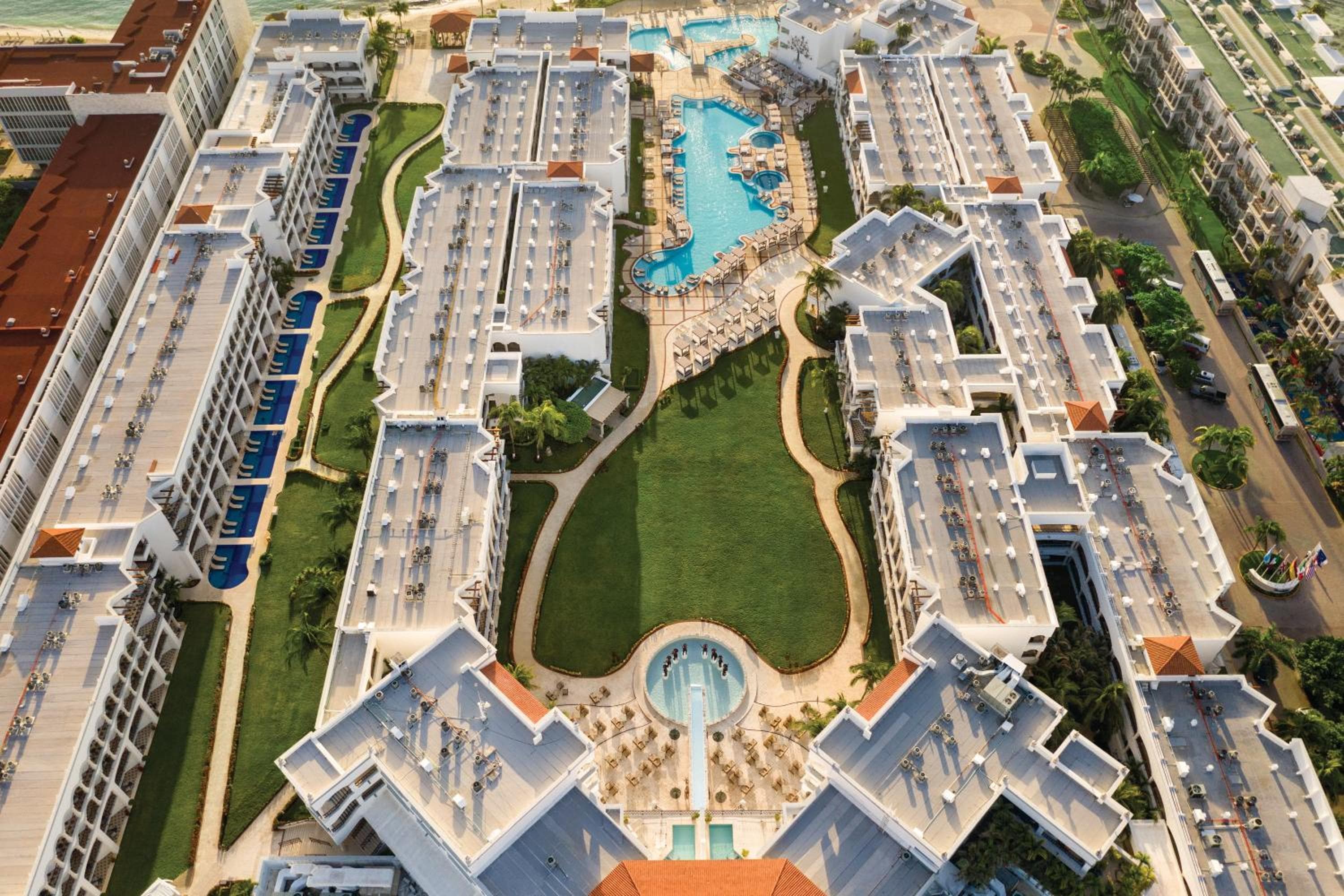 Hyatt Vivid Playa Del Carmen All-Inclusive Adult Only Resort — 1