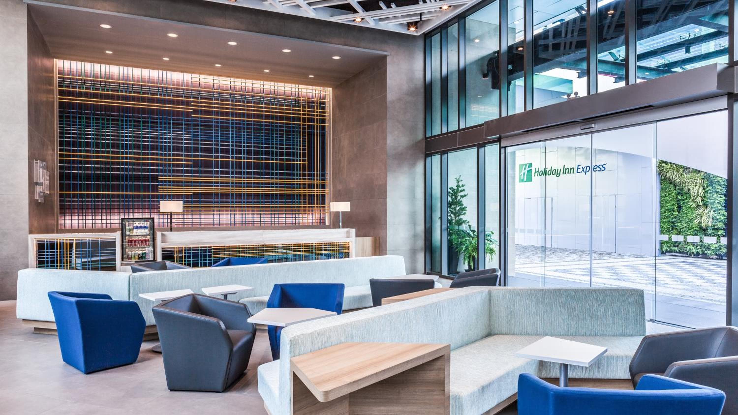 Holiday Inn Express Bangkok Soi Soonvijai by IHG — 30