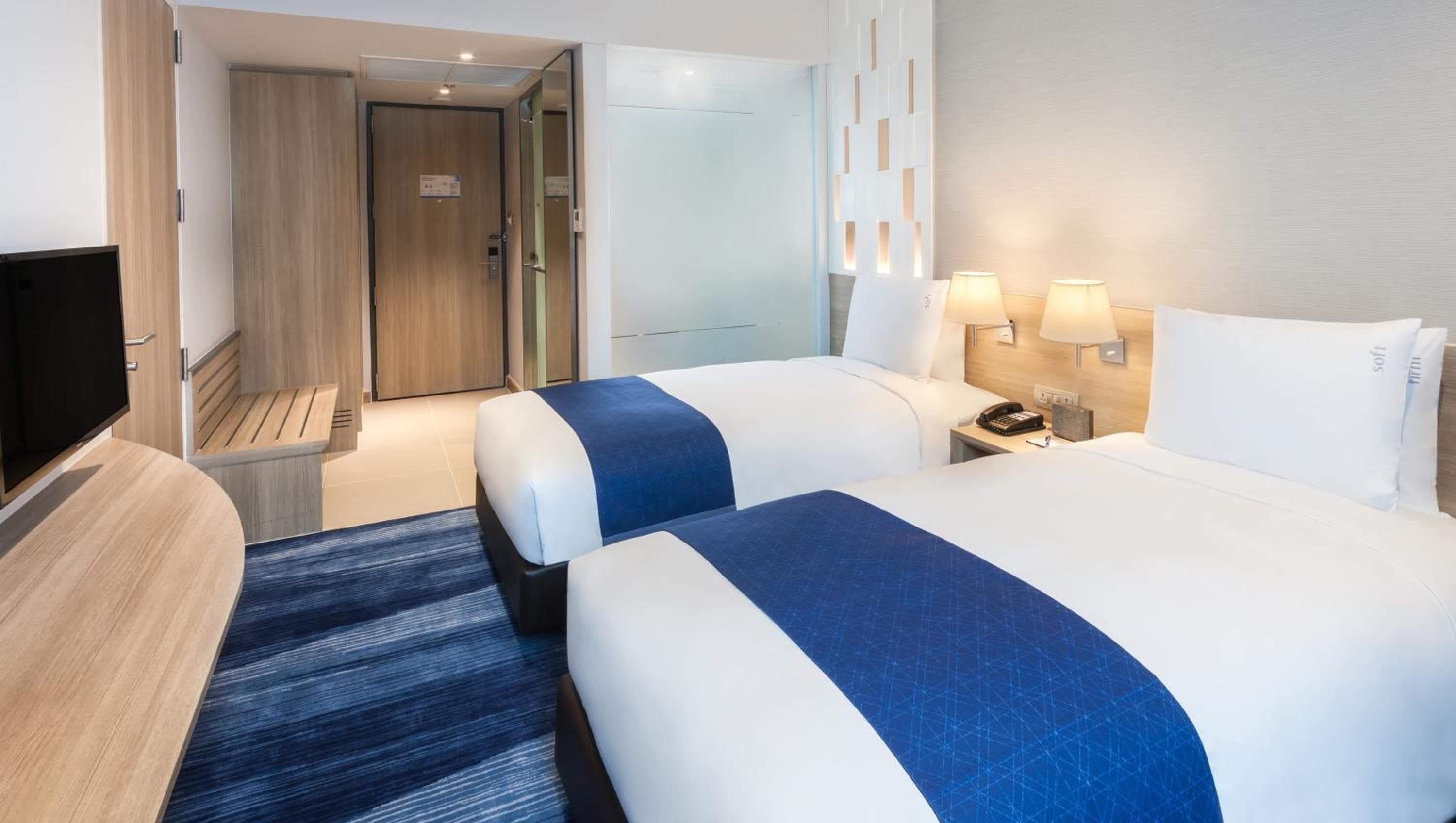 Holiday Inn Express Bangkok Soi Soonvijai by IHG — 28