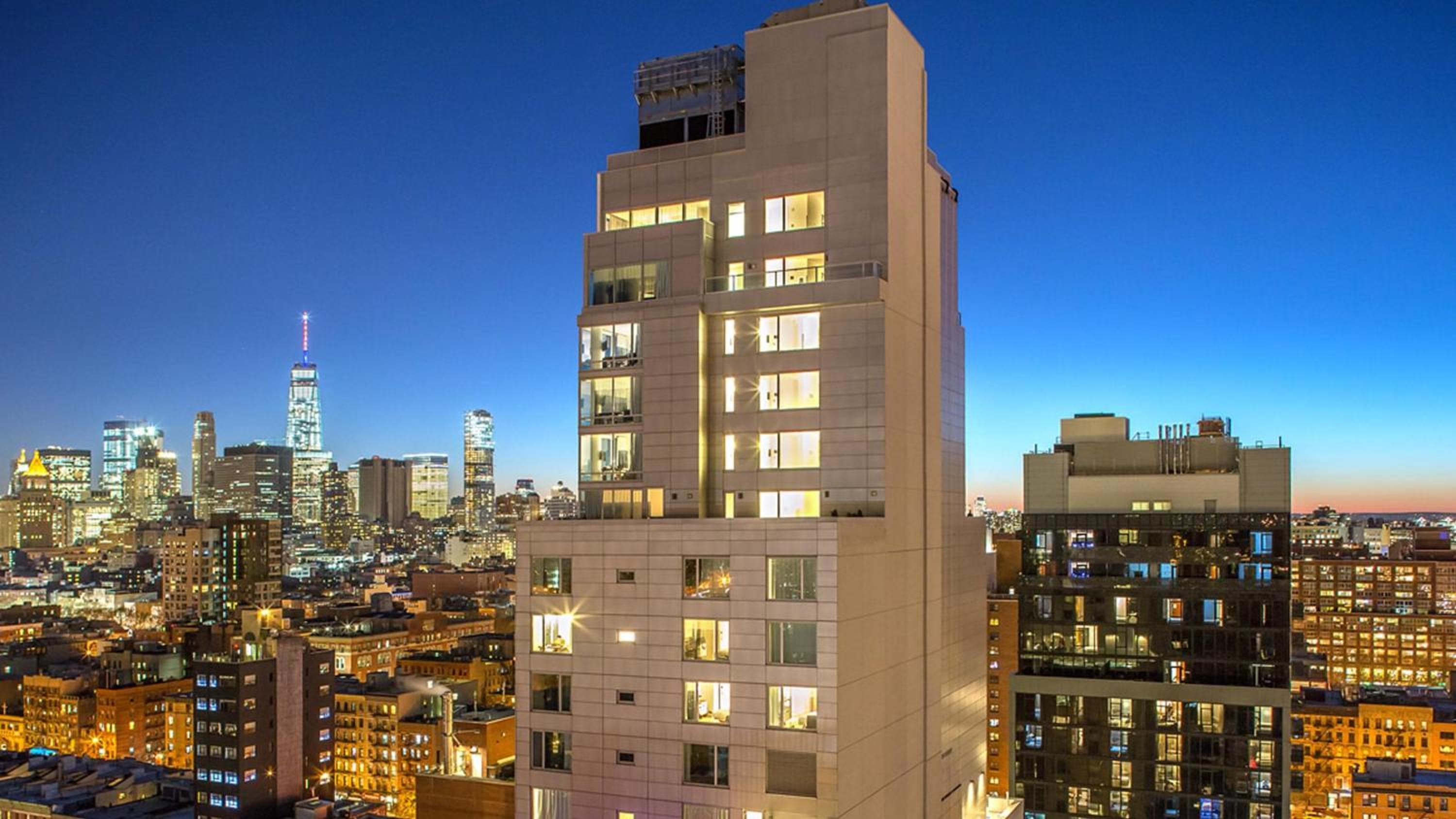 Hotel Indigo Lower East Side New York by IHG — 22