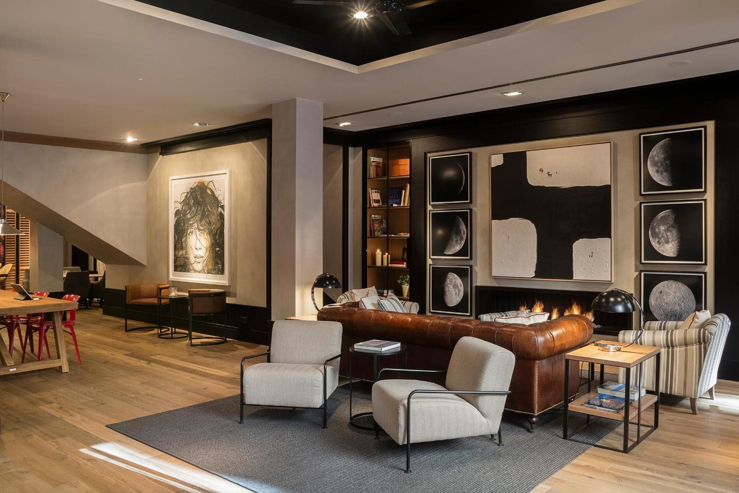 Casa Elliot de Bondia Hotel Group — 20