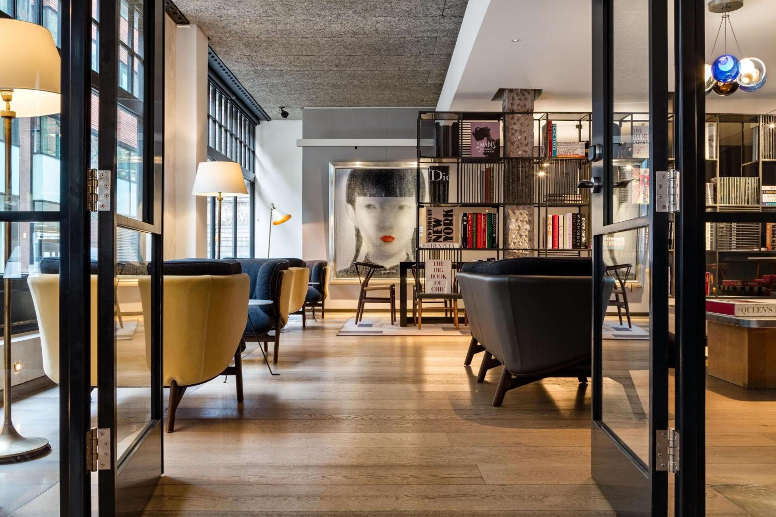 Radisson Blu Hotel, London Mercer Street — 5