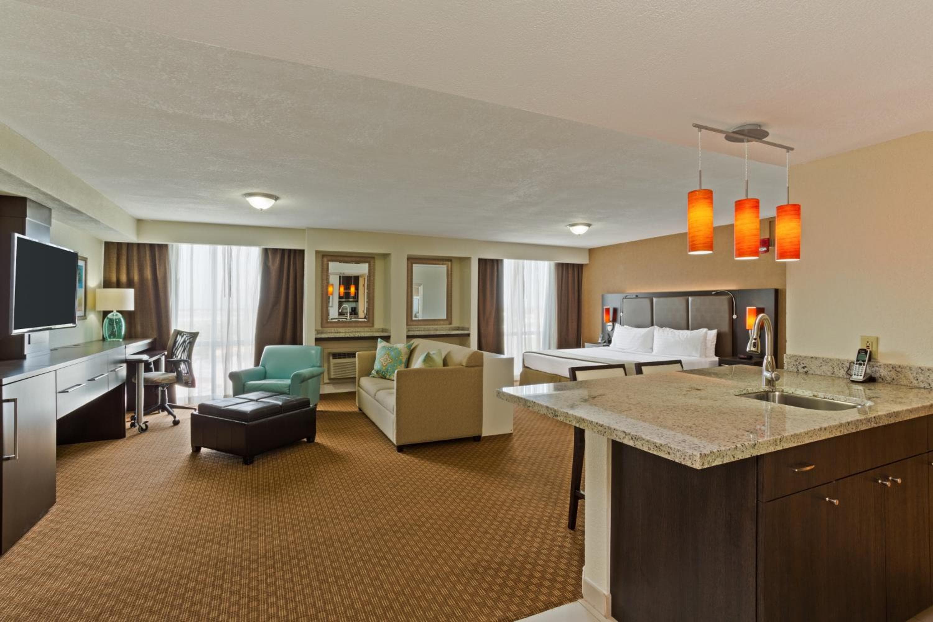 Holiday Inn Miami International Airport by IHG — 9