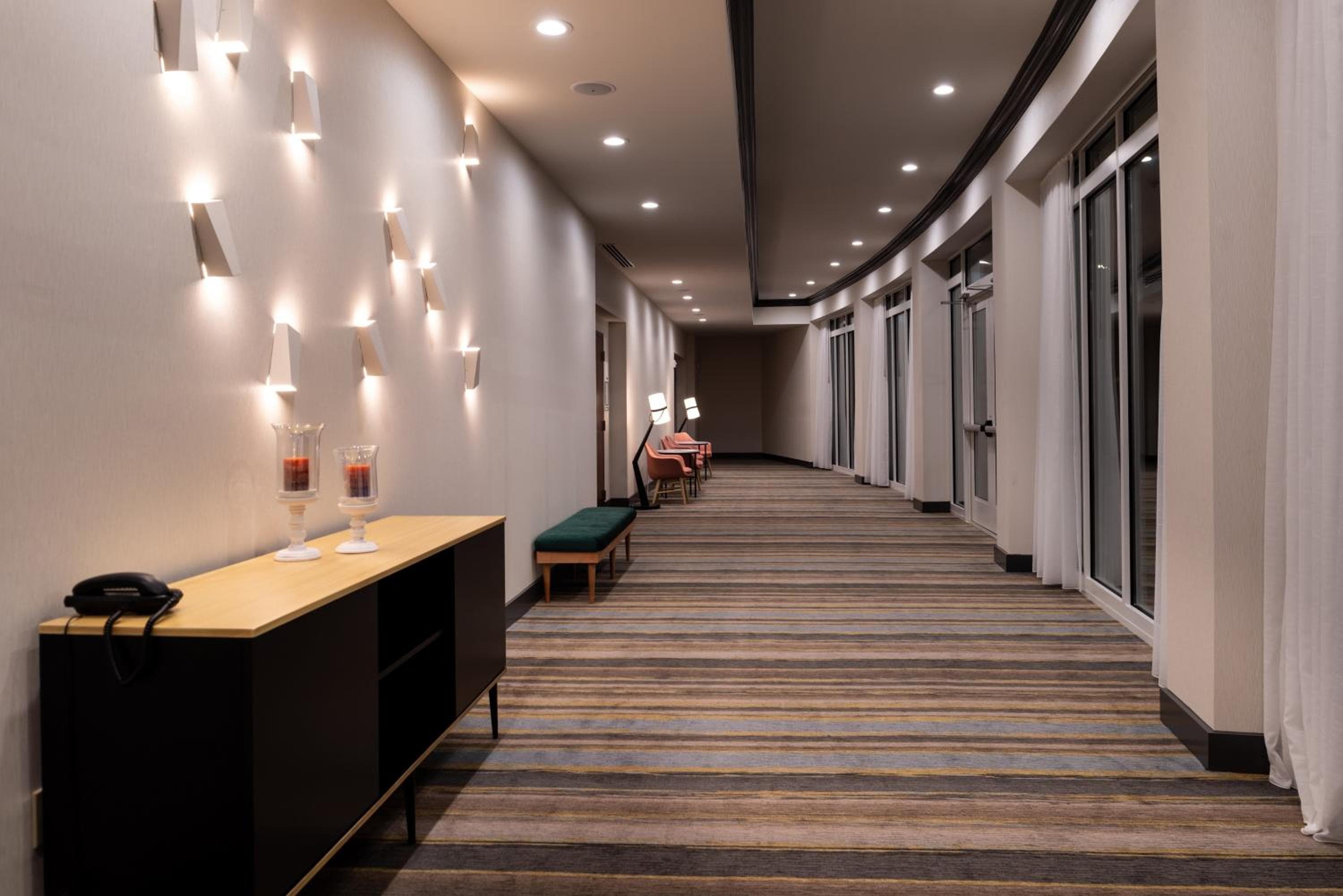 Holiday Inn & Suites Orlando - I-Drive - Theme Parks by IHG — 7
