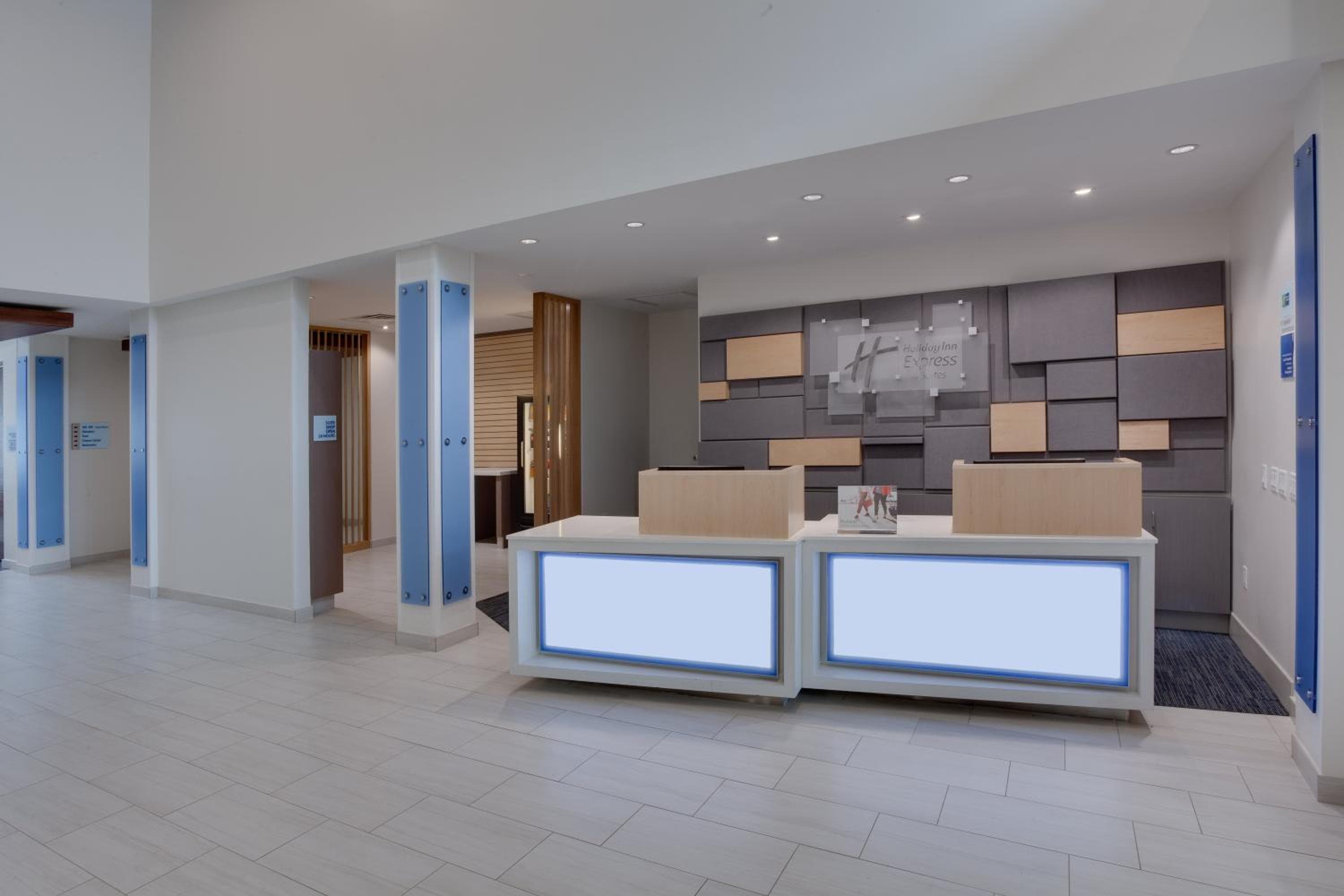 Holiday Inn Express Hotel & Suites Fort Lauderdale Airport/Cruise Port by IHG — 12