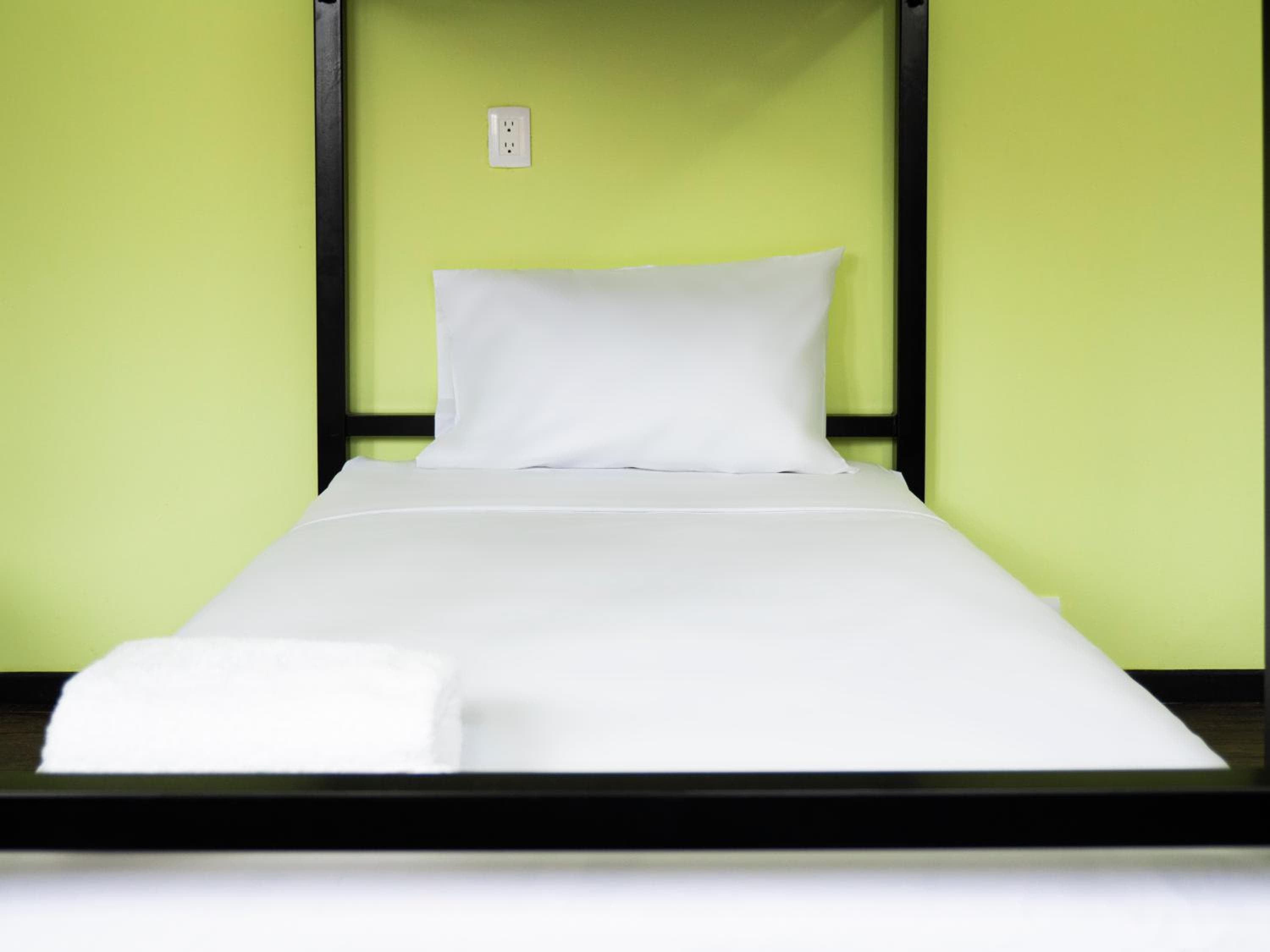Colorbox beds and rooms — 10