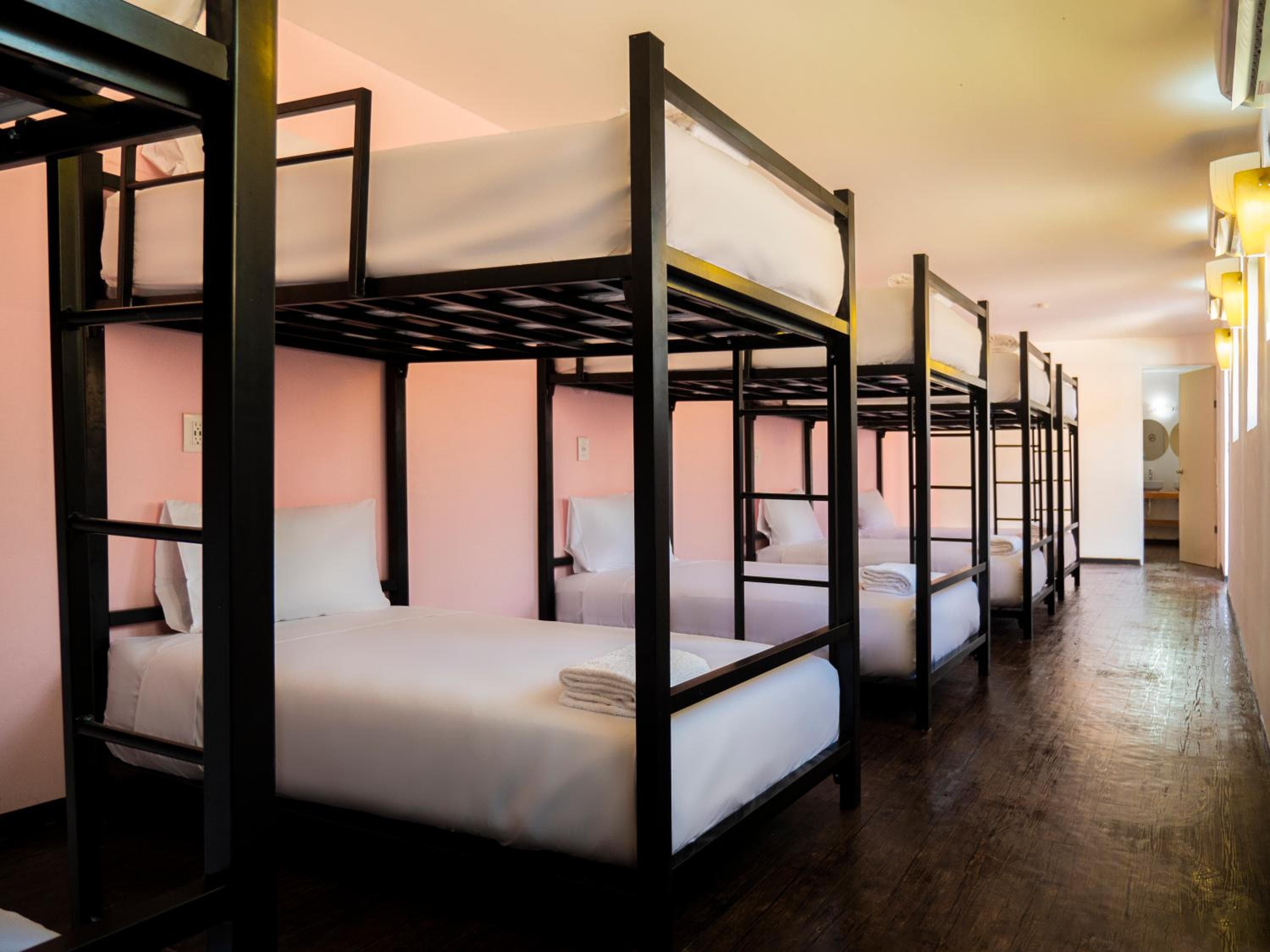 Colorbox beds and rooms — 7