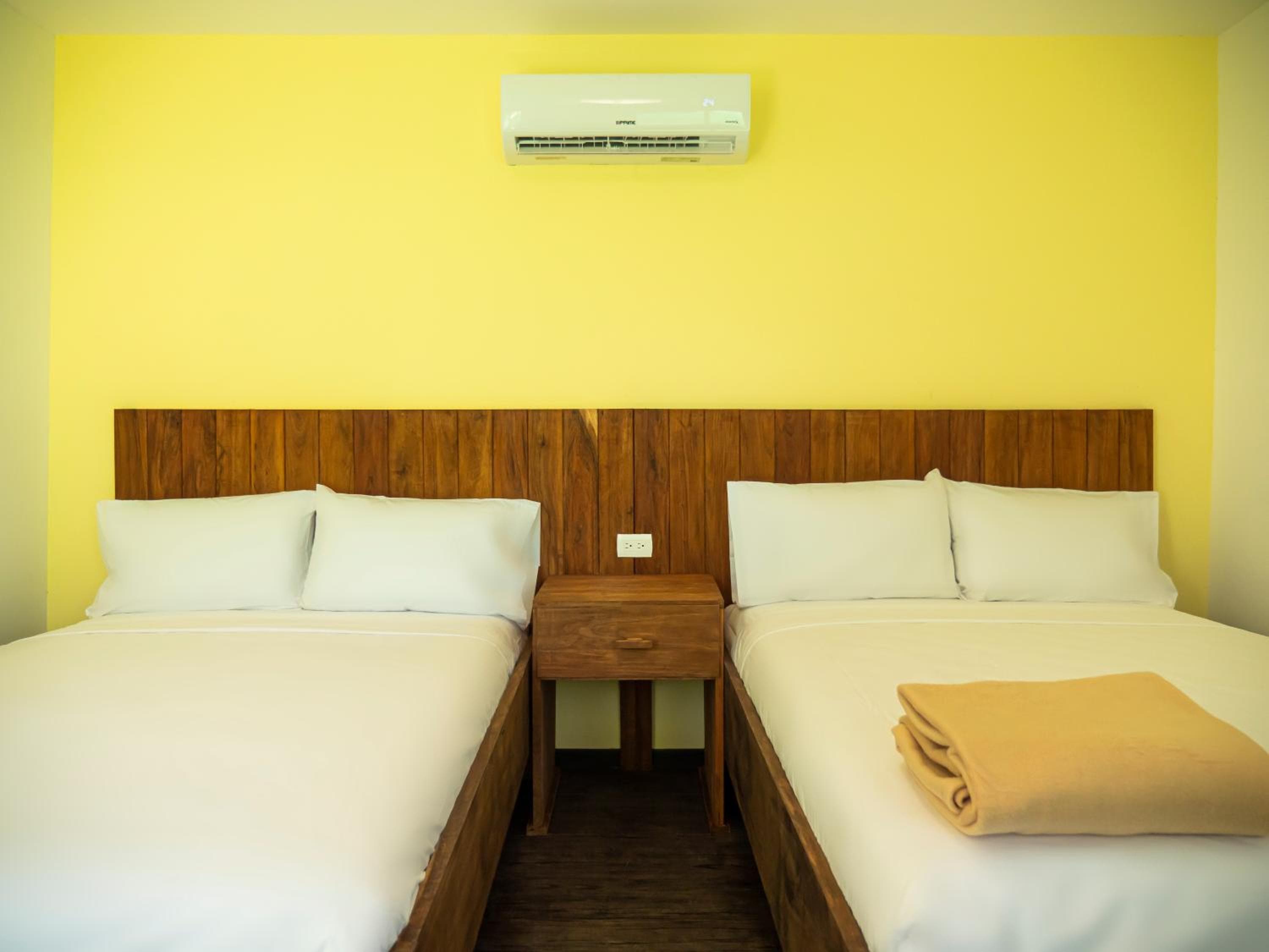 Colorbox beds and rooms — 6