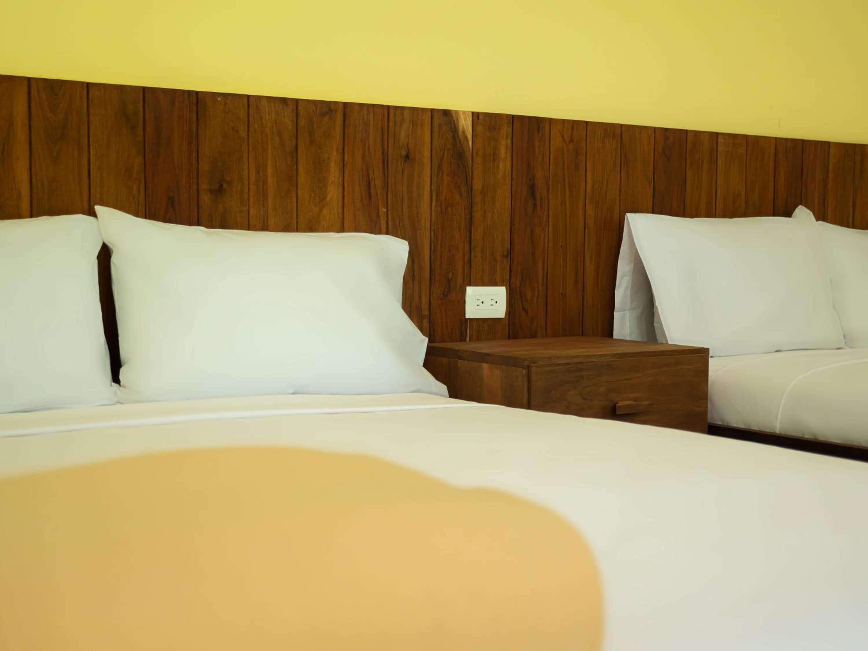 Colorbox beds and rooms — 17