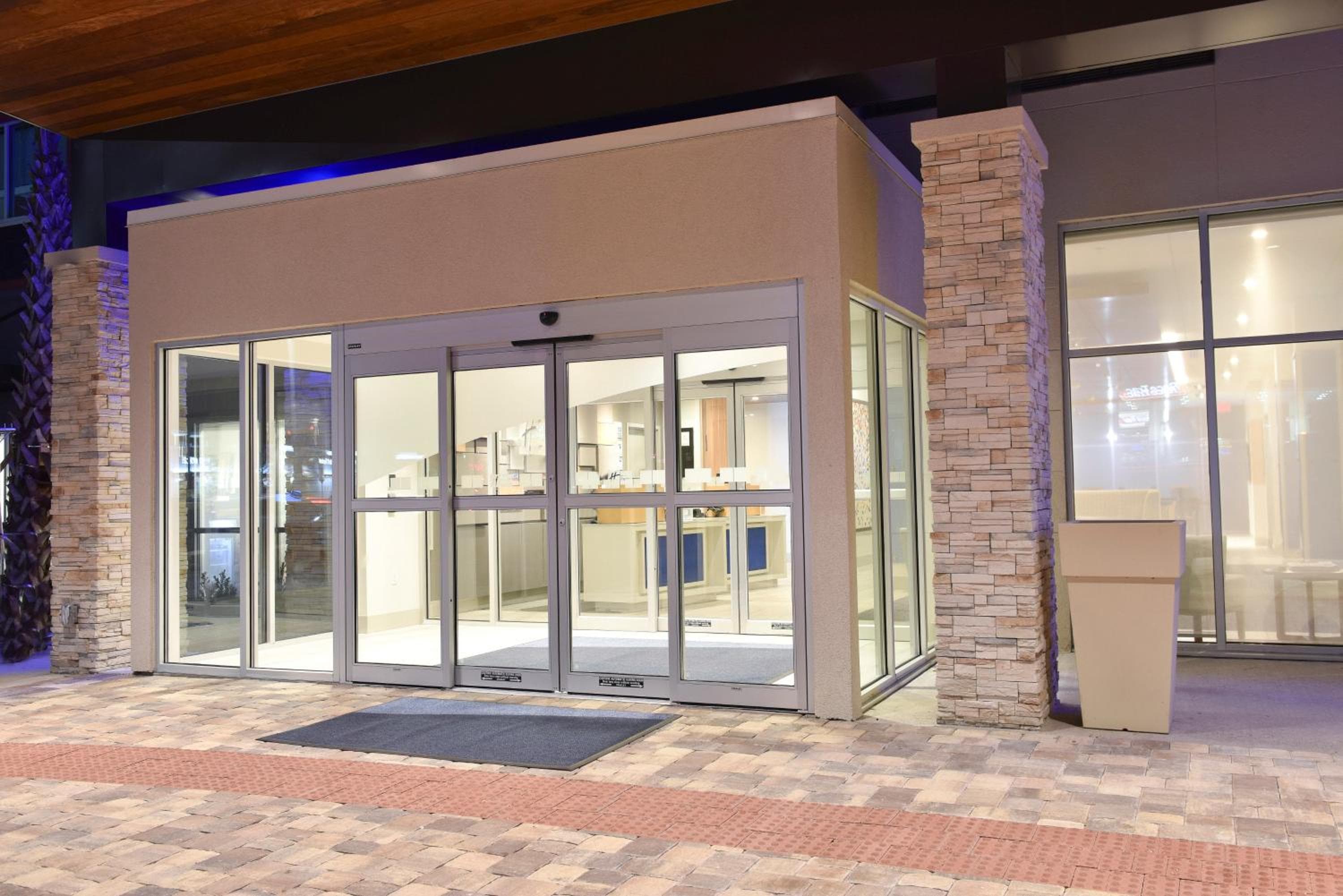Holiday Inn Express & Suites - Orlando - Southeast, ein IHG Hotel — 23
