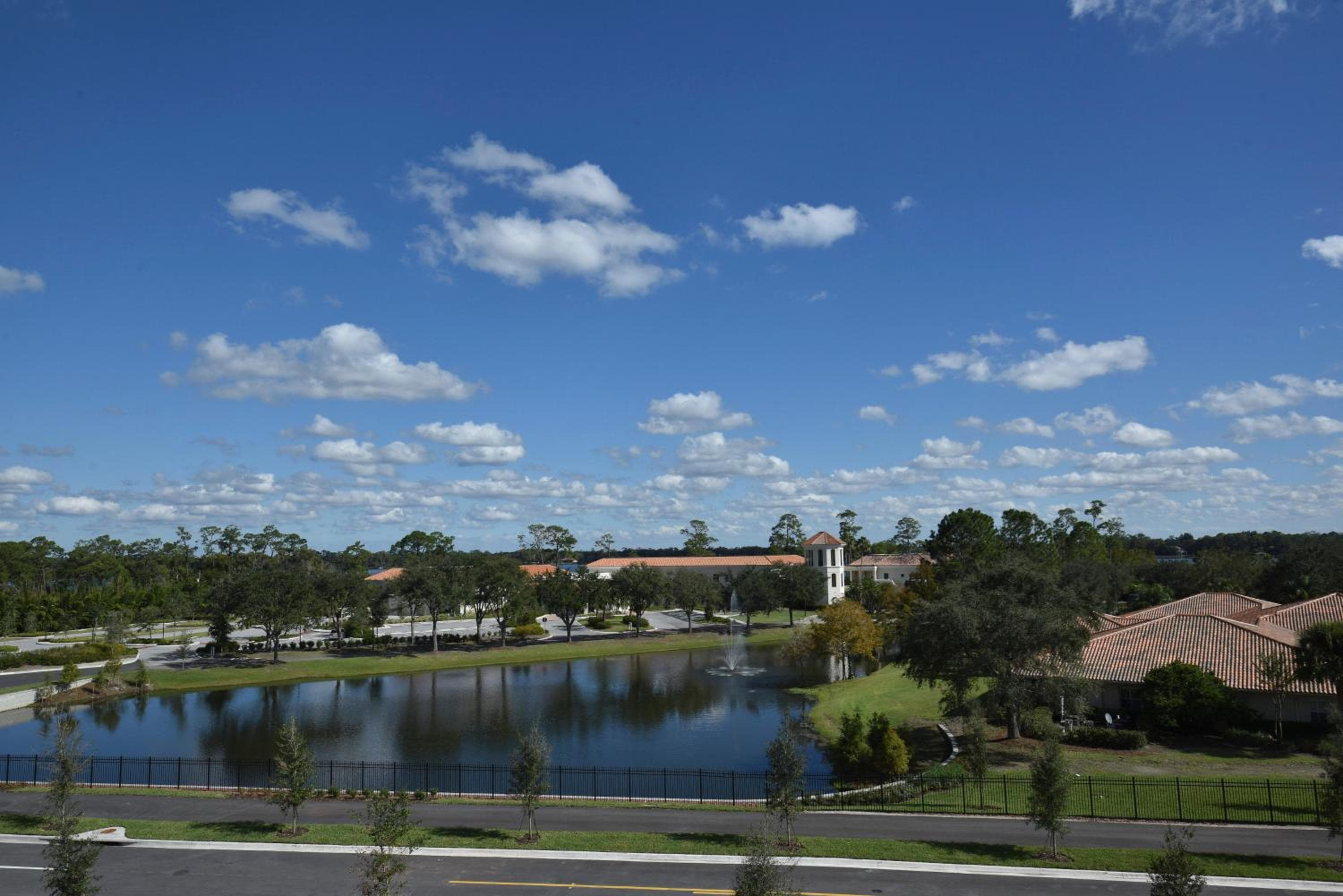 Holiday Inn Express & Suites - Orlando - Southeast, ein IHG Hotel — 15