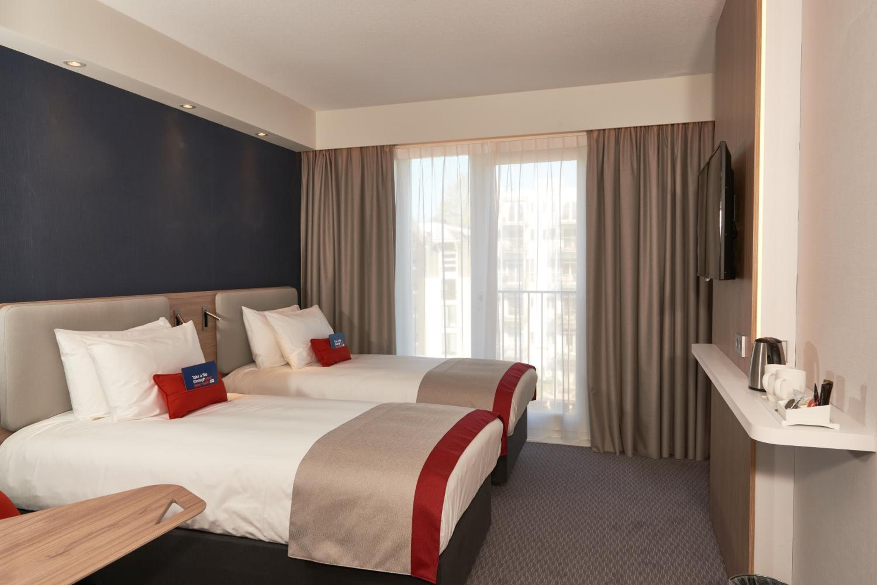 Holiday Inn Express Amsterdam - City Hall by IHG — 16