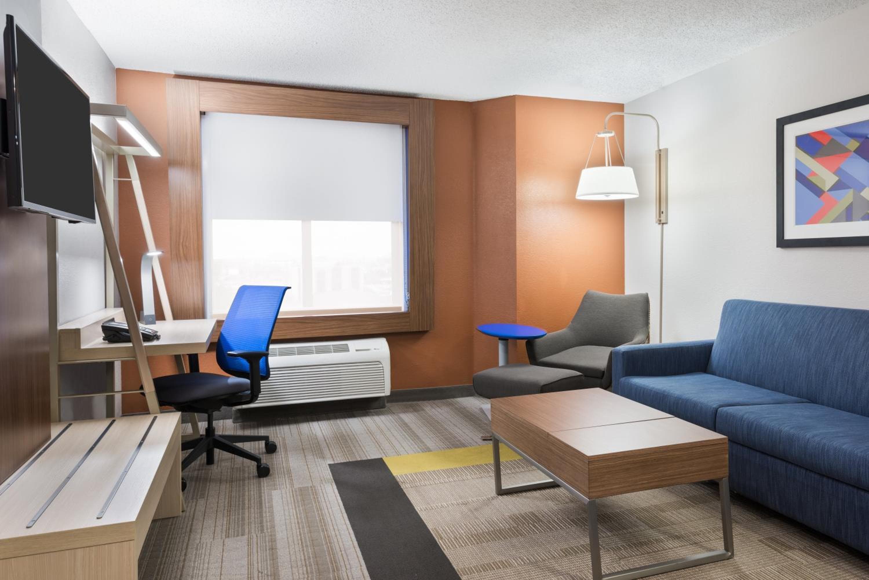 Holiday Inn Express & Suites - Nearest Universal Orlando by IHG — 26