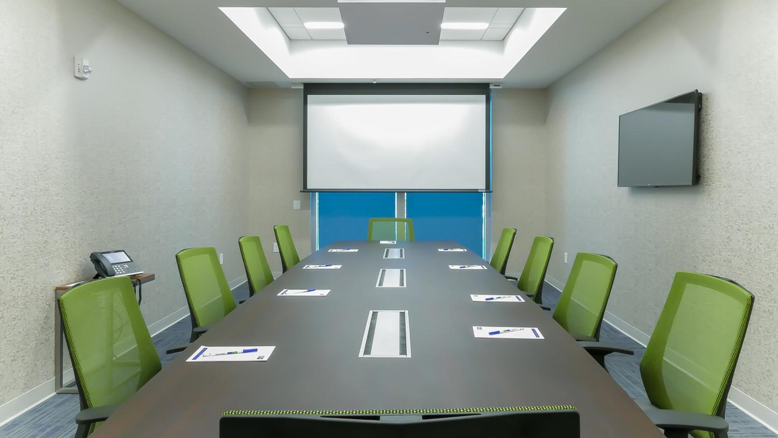 Holiday Inn Express & Suites Miami Airport East, un hotel IHG — 9