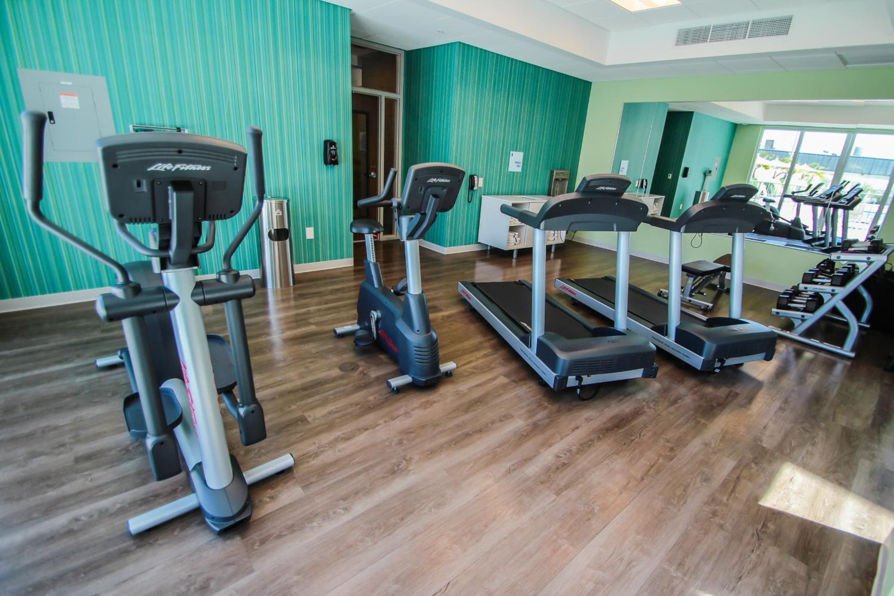 Holiday Inn Express & Suites Miami Airport East, un hotel IHG — 14