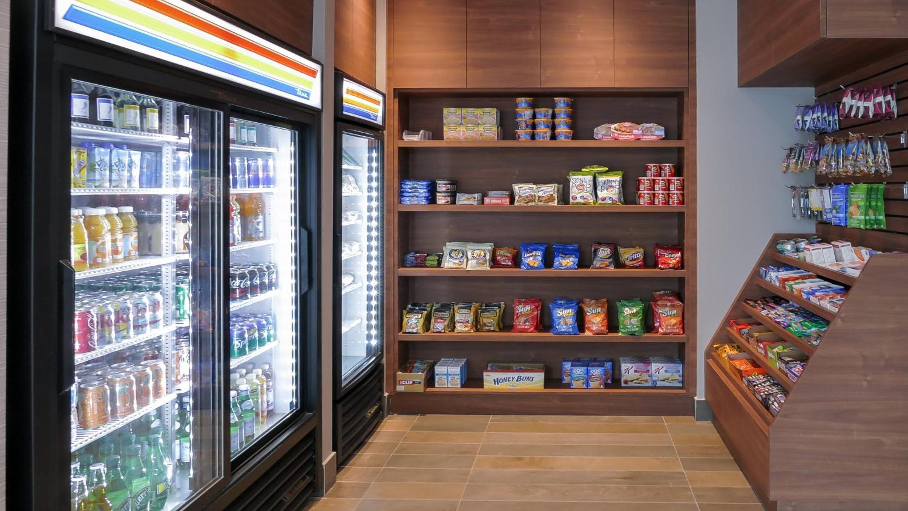 Holiday Inn Express & Suites Miami Airport East, un hotel IHG — 15